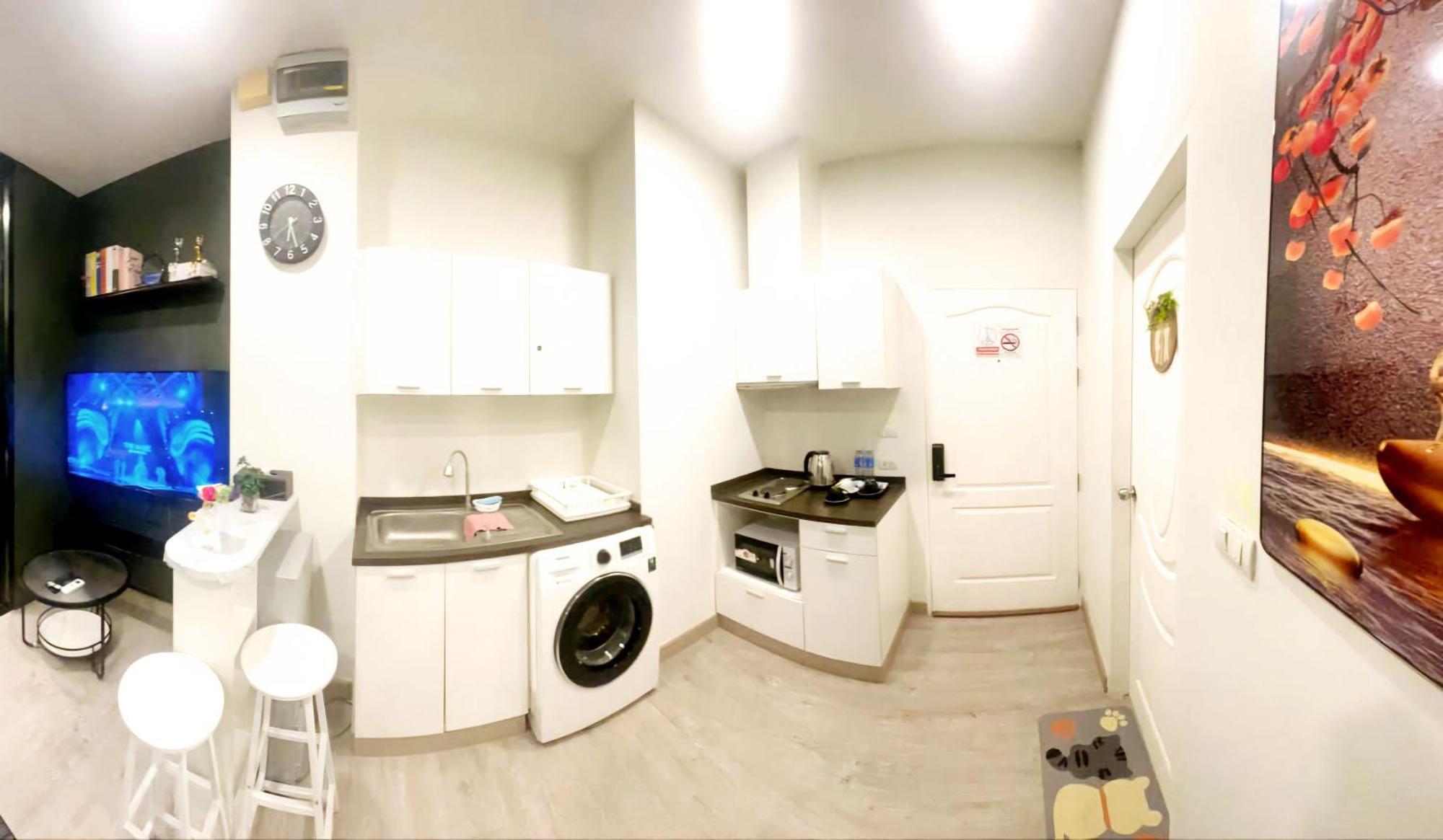 Free Airport Pick Up ! 12th Floor Cozy Room, 5 Mins Walk To Iconsiam & Bts Bangkok