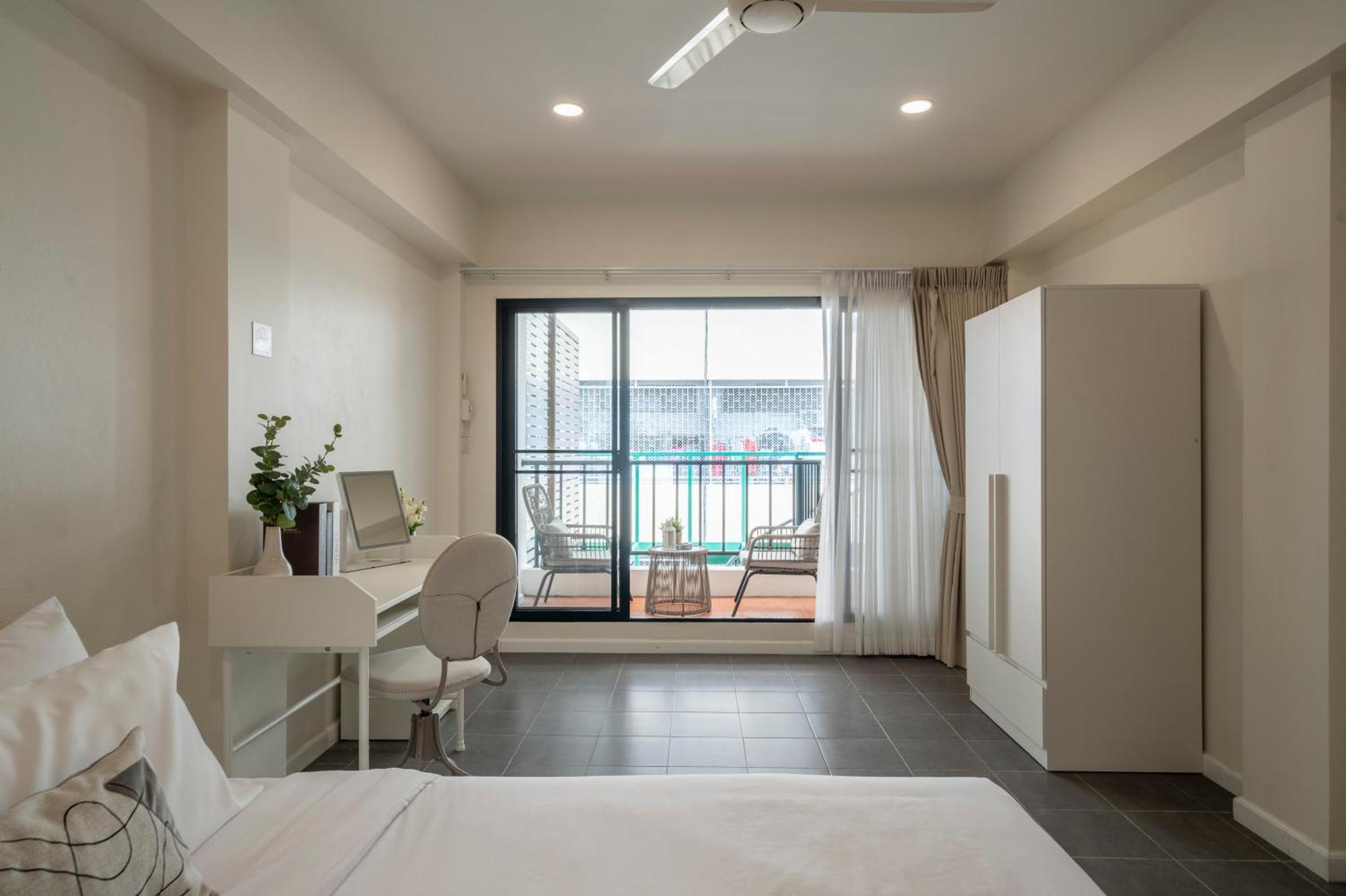 4br Walk To Chinatown, Mrt Luggage Dropoff Bangkok