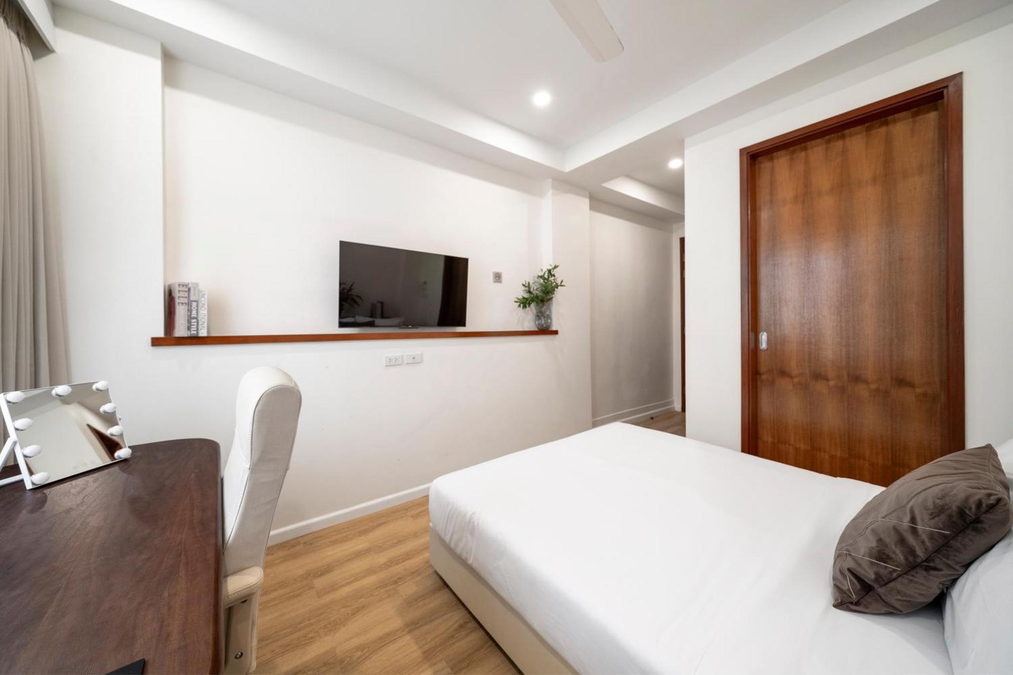 Holiday home 4br Walk To Chinatown, Mrt Luggage Dropoff *