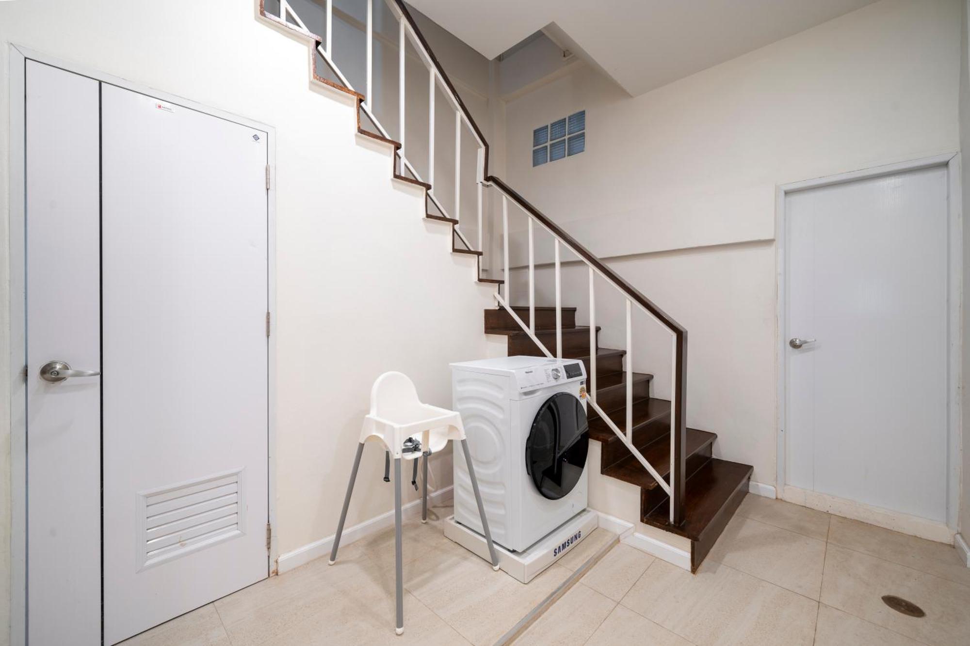 4br Walk To Chinatown, Mrt Luggage Dropoff * Bangkok