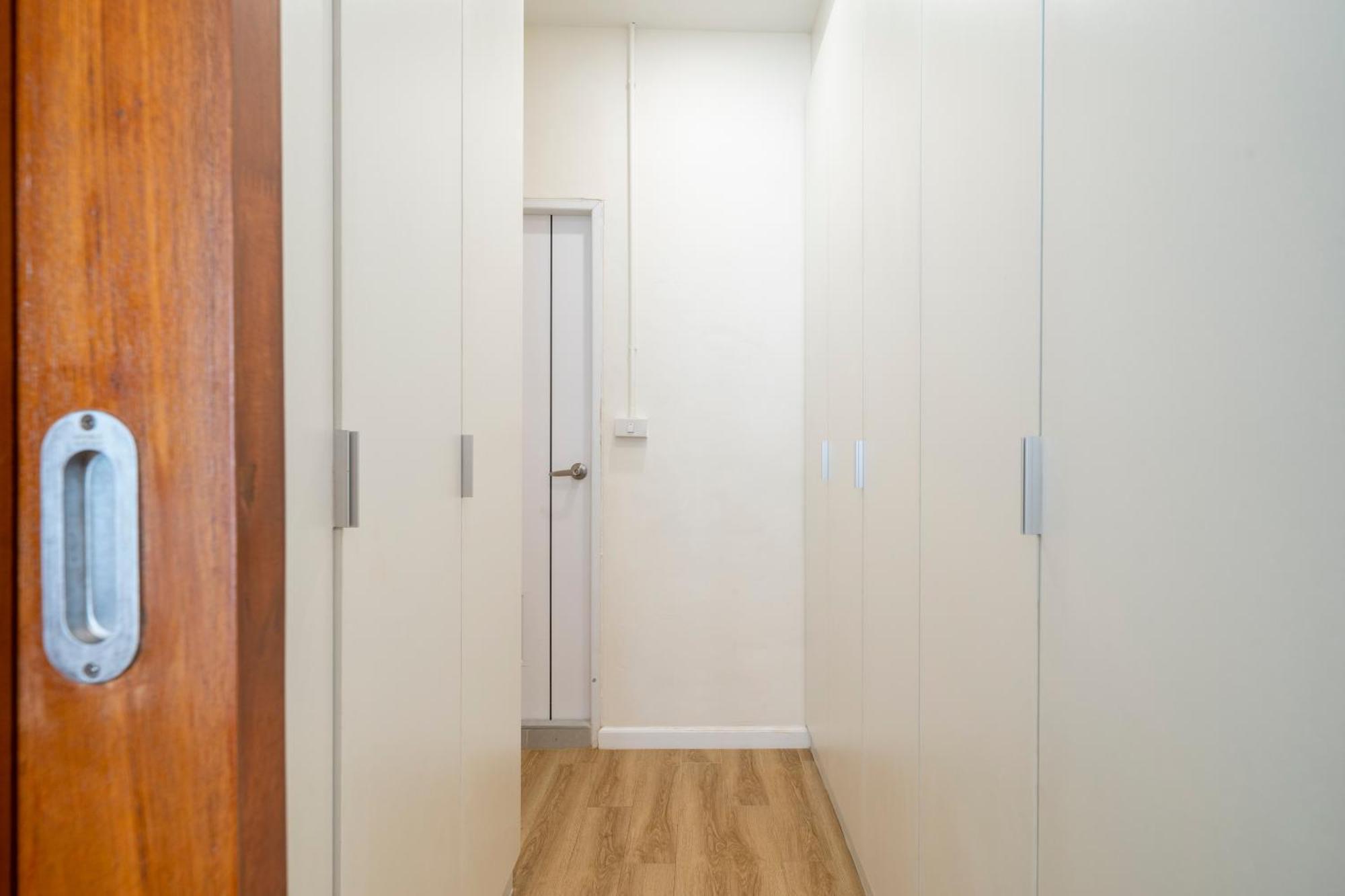 4br Walk To Chinatown, Mrt Luggage Dropoff