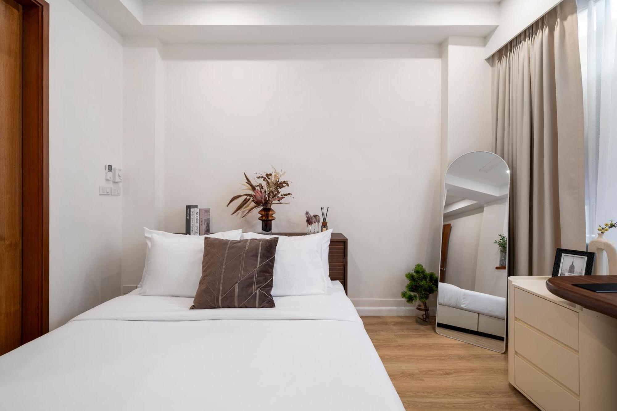 4br Walk To Chinatown, Mrt Luggage Dropoff *