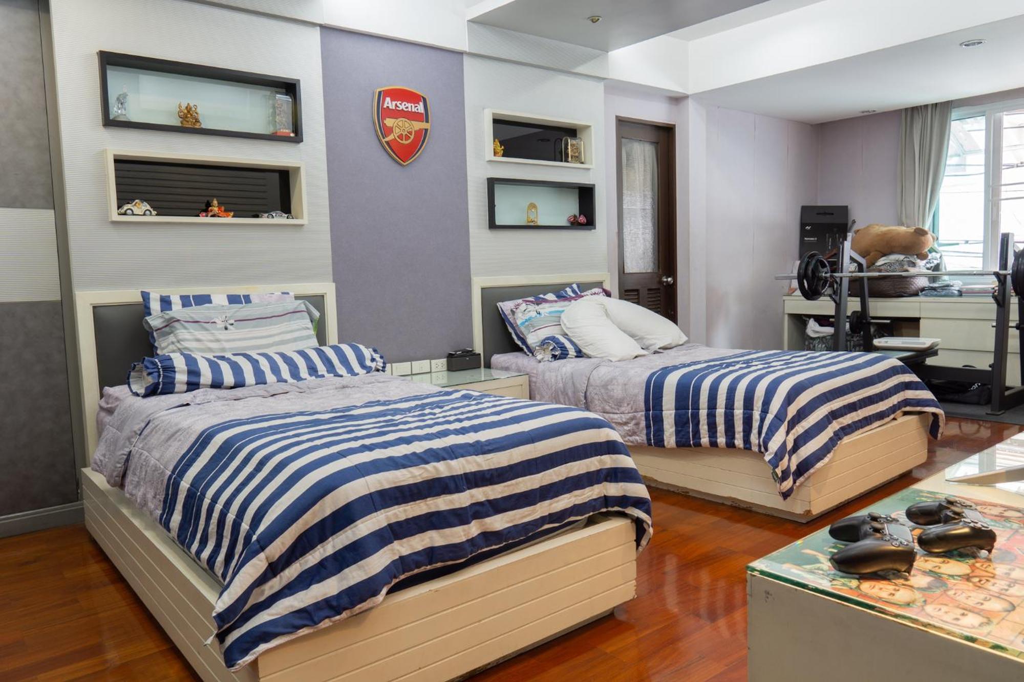 Vila Luxury 4 Kingsize Bedrooms - & Modern Sukhumvit *