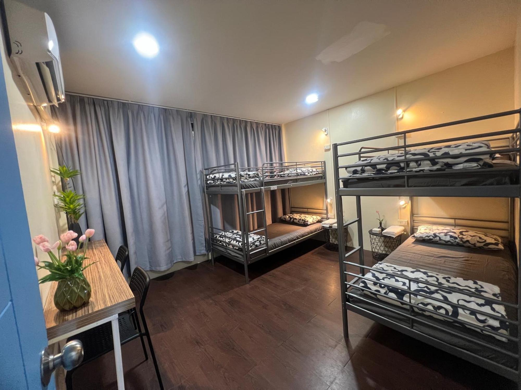 Youjia Youth Hostel