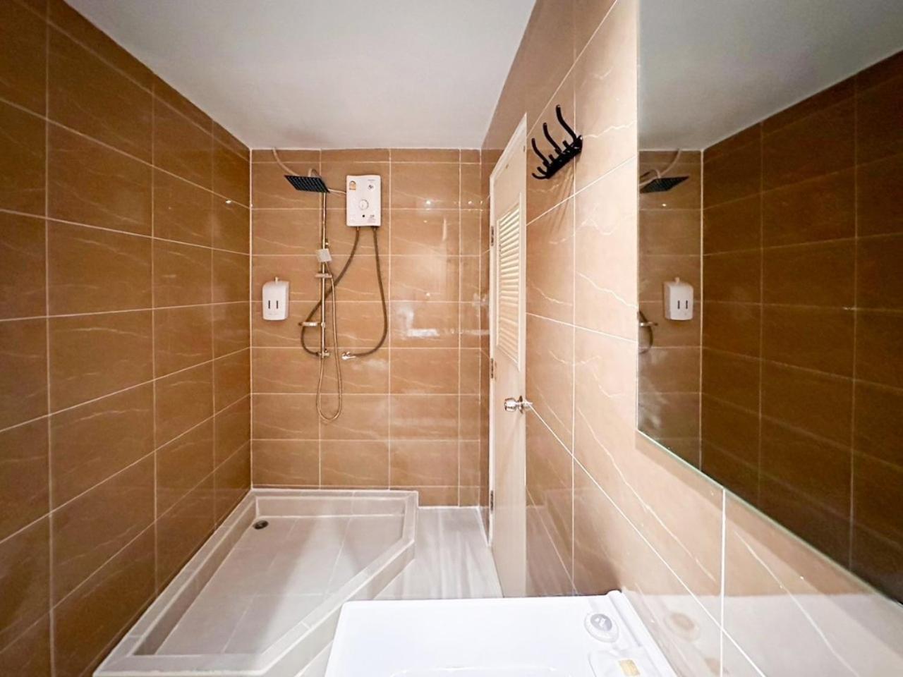 Thrive Khách sạn 3*