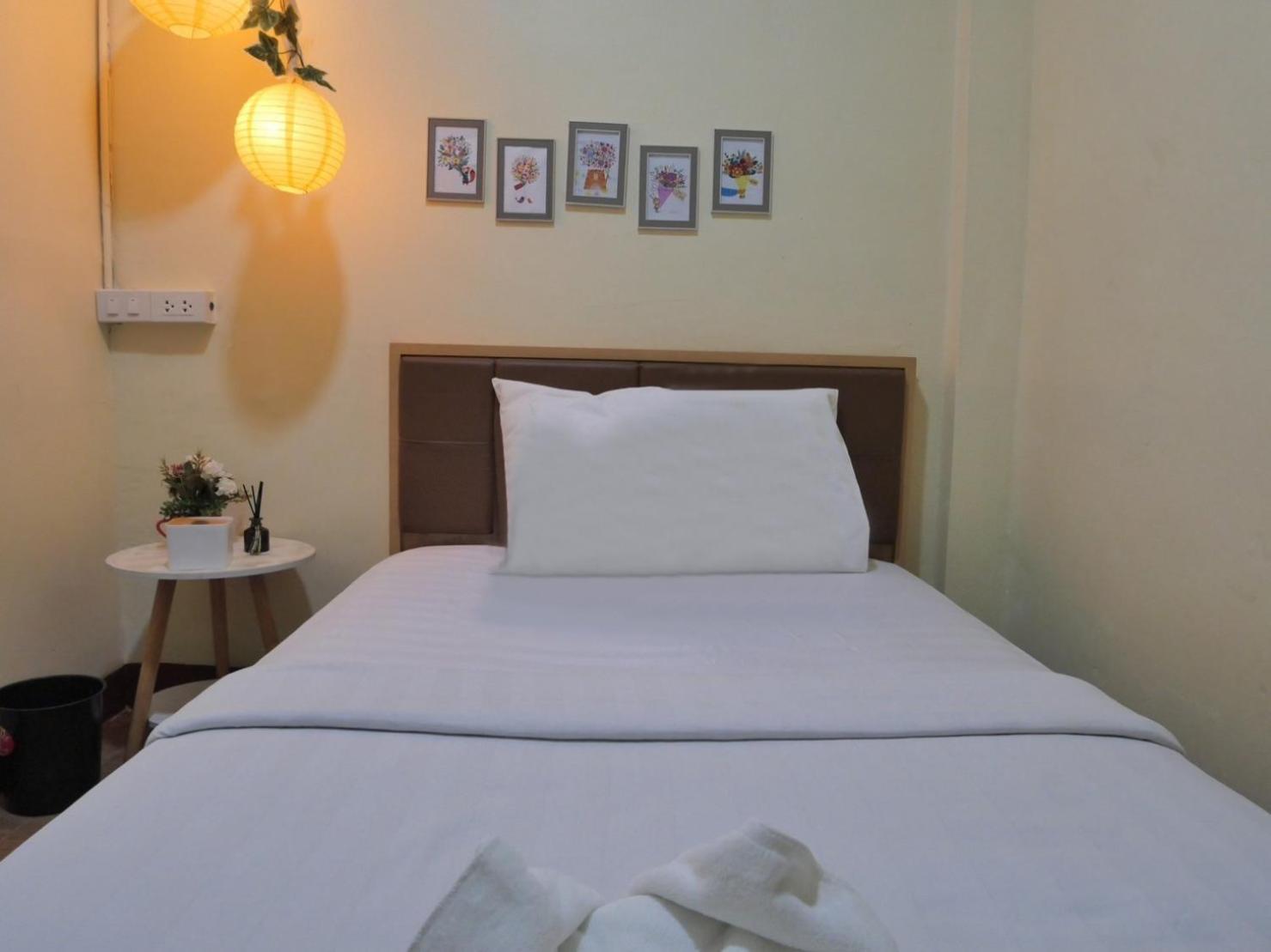 Ez Sleep @ Ratchada 19 Asrama Bangkok