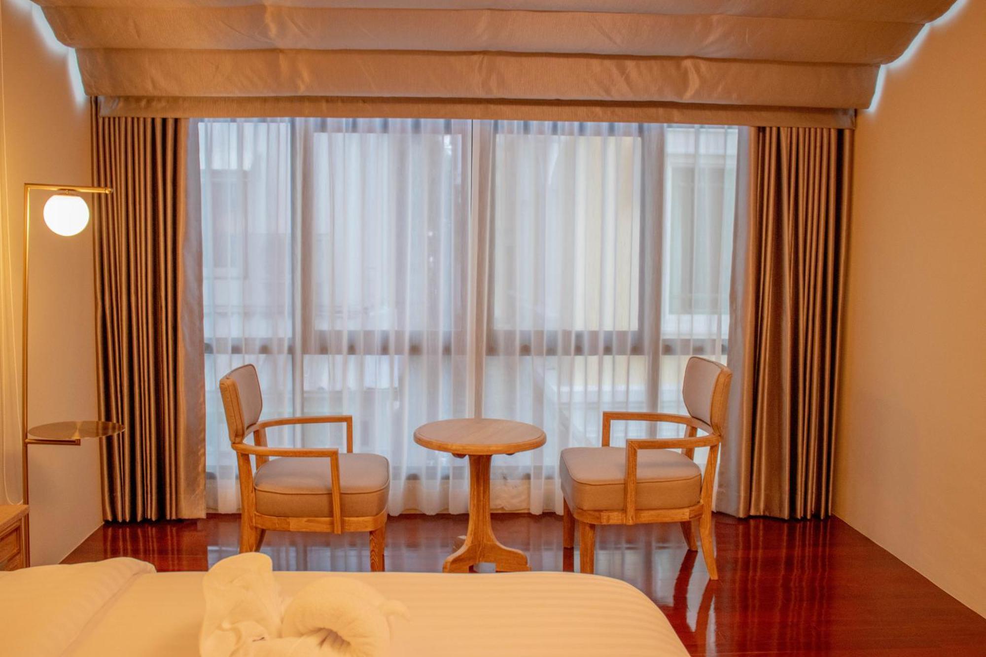 Siri Grand Hotel 3*