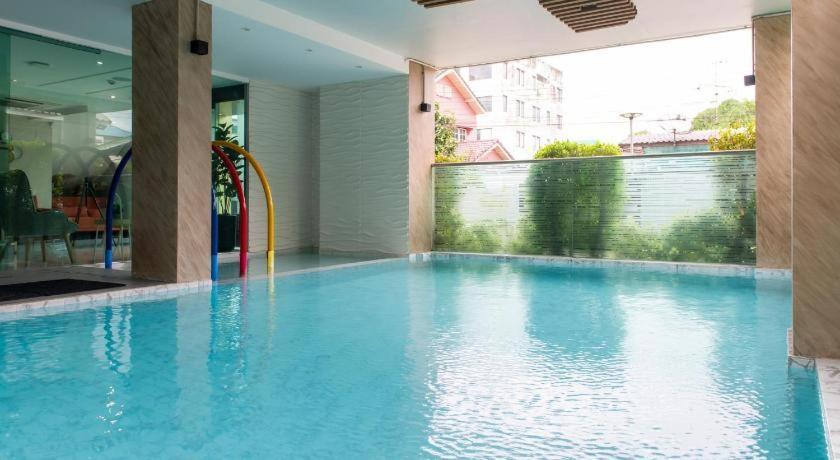 Bangphlat Resort 3*