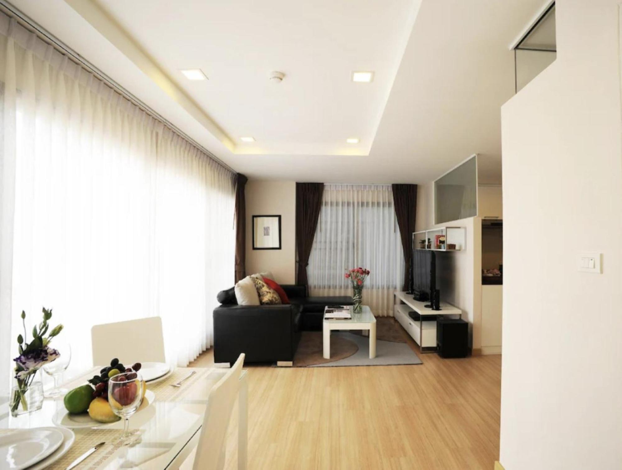 Khách sạn Baan K