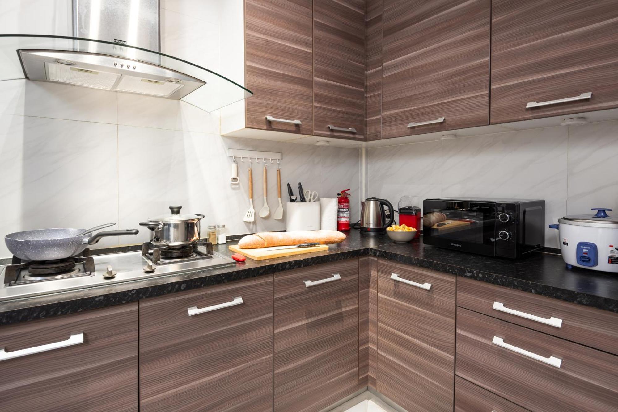 Casa de férias 3br Design Townhouse In - 10min To Bts, Emquartier