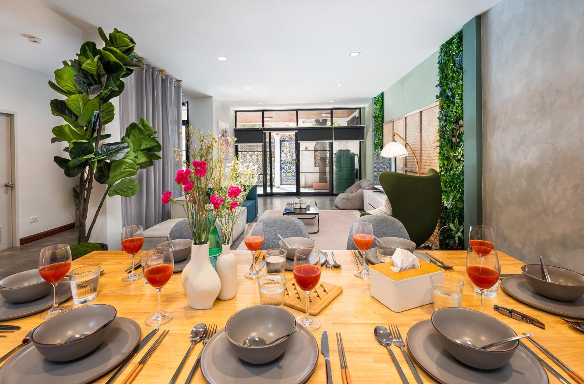 Casa de férias 3br Design Townhouse In - 10min To Bts, Emquartier *