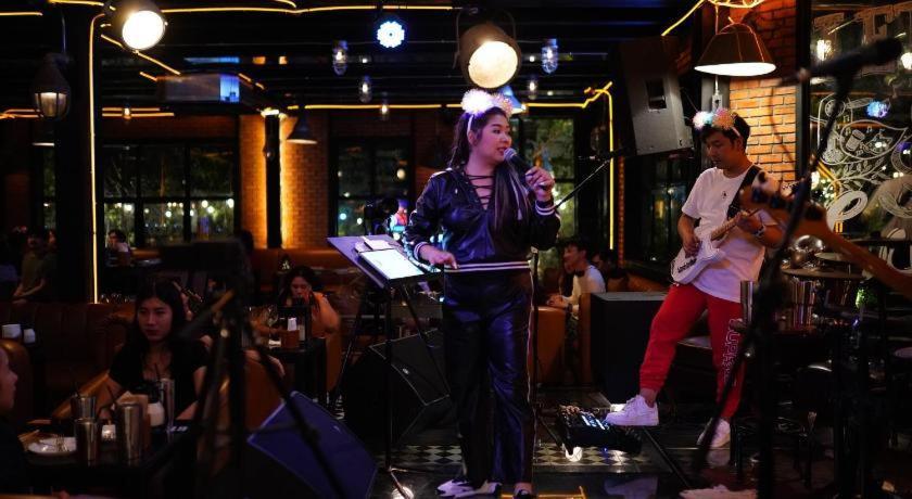 Letana Samuprakarn Hotell