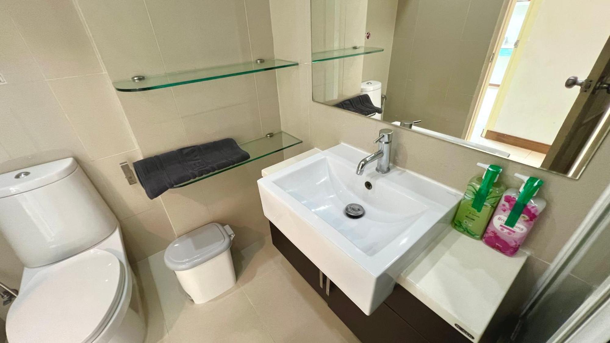 Great Location 3 Mins Walk From Bts Ari Apartment Bangkok