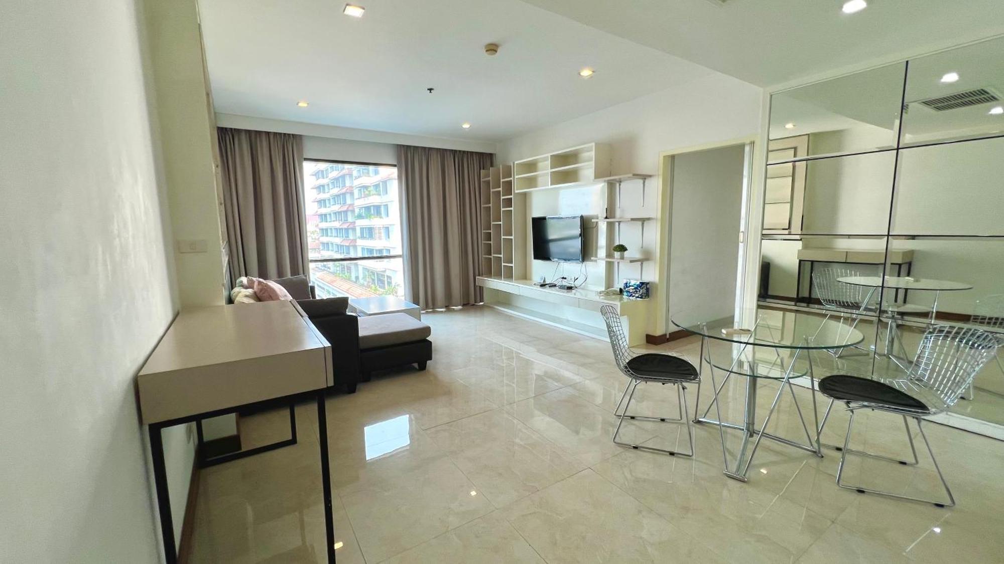 Great Location 3 Mins Walk From Bts Ari Apartment Bangkok