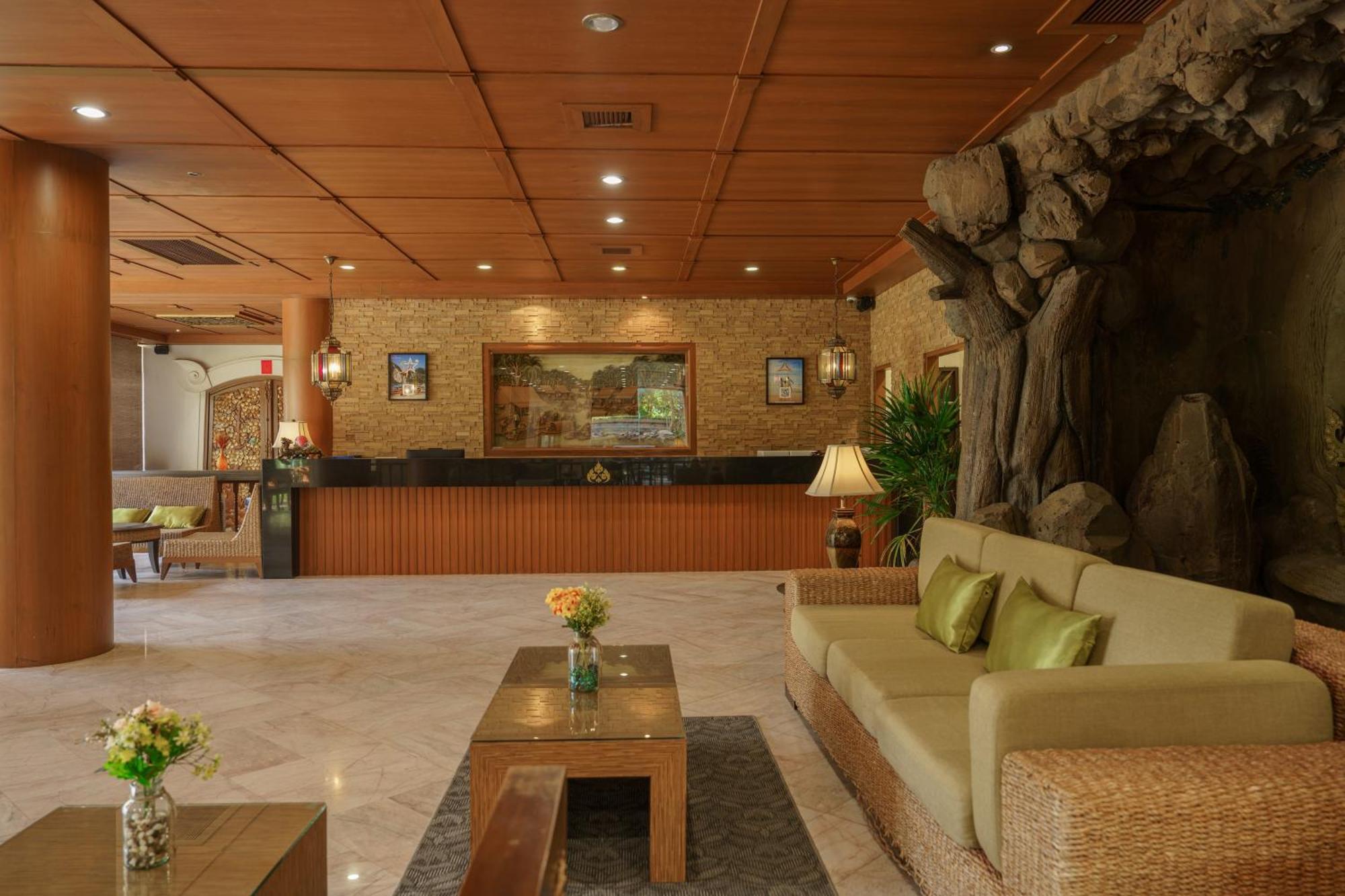 Hotel Icheck Thapra