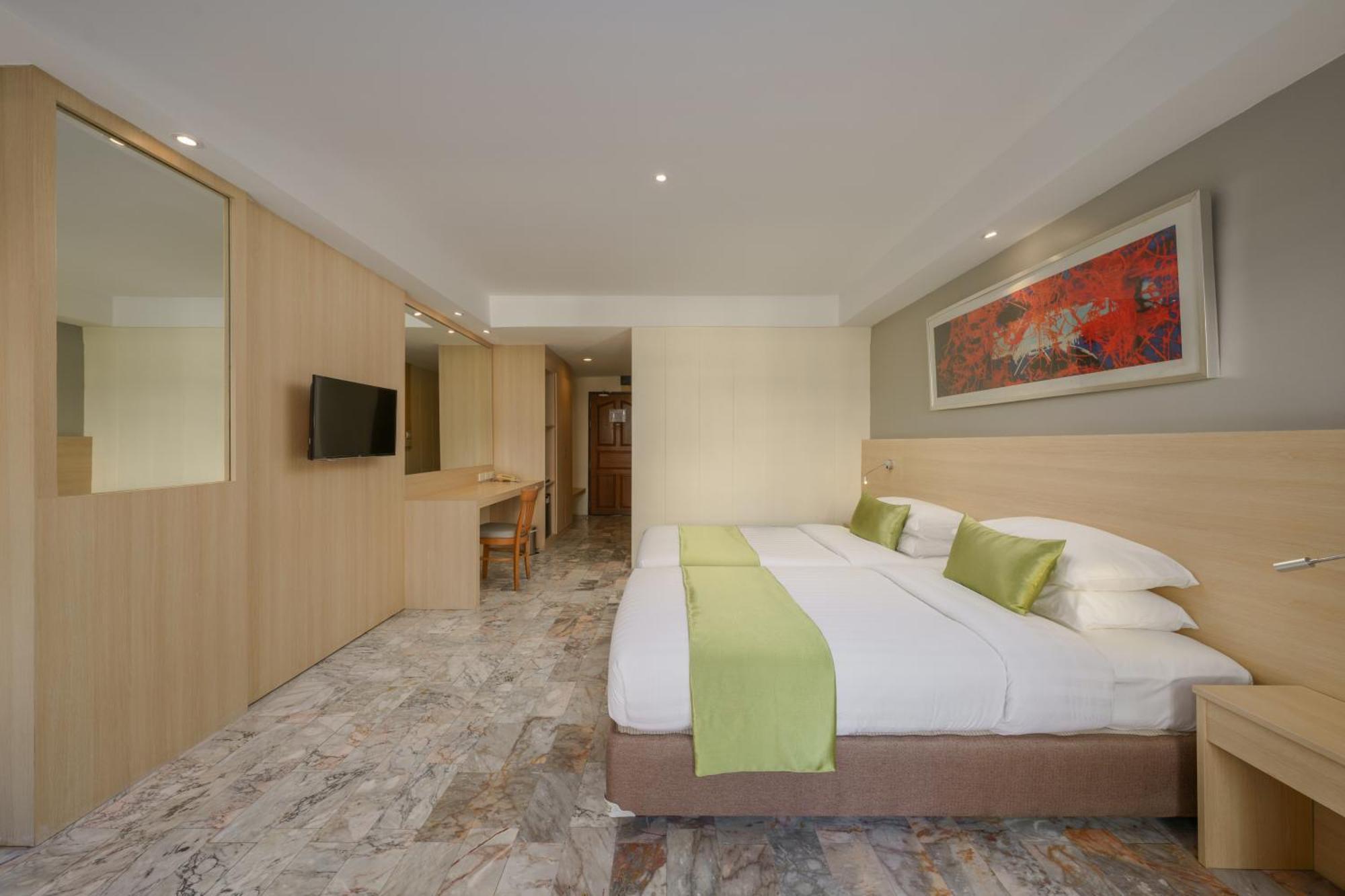 Icheck Thapra Hotel