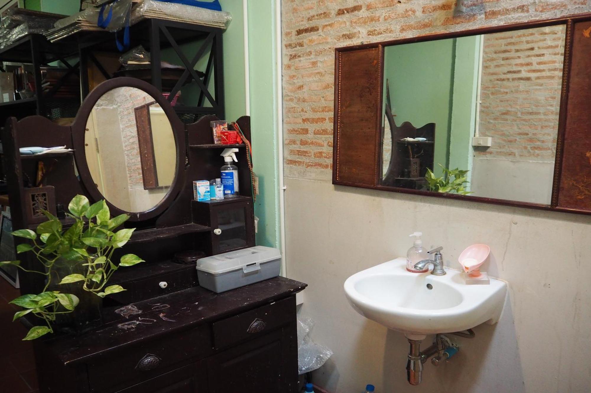 Guest house 64 Sweethome Dusit Bkk Bangkok