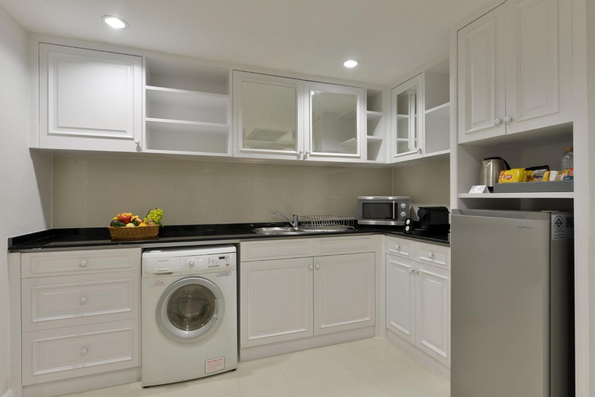 Hotel Centre Point Plus Hotel Silom - Newly Renovated 4*
