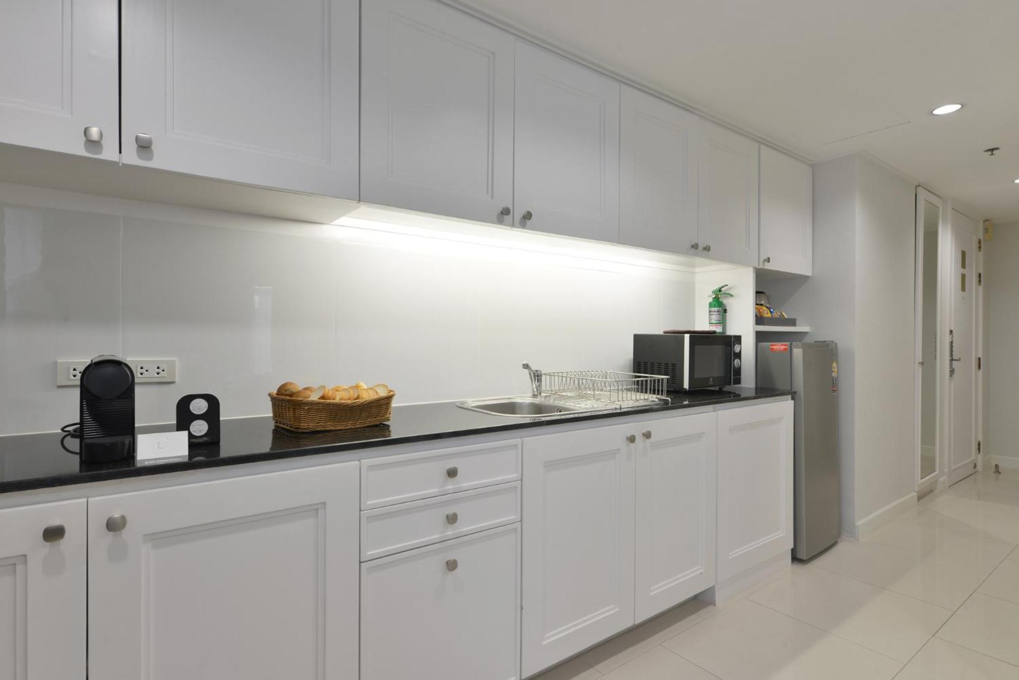 Hotel Centre Point Plus Hotel Silom - Newly Renovated 4*