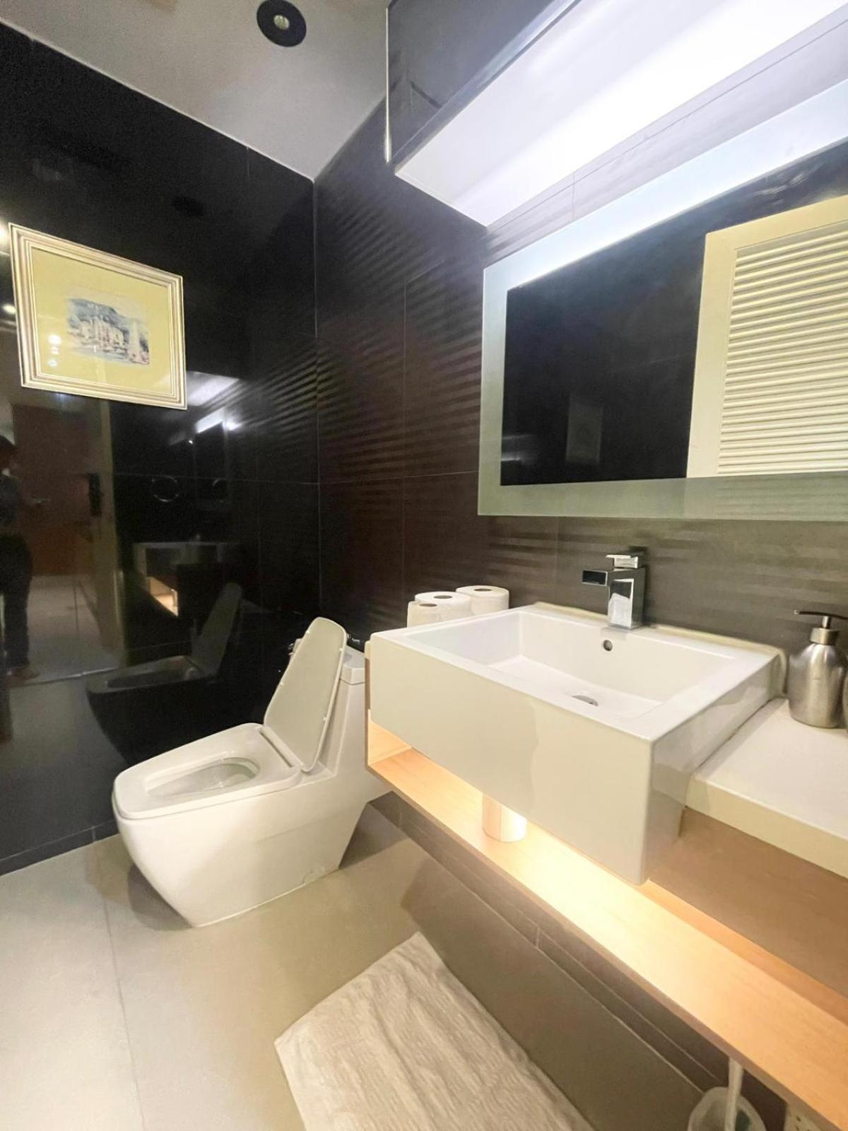 Appartamento Extremely Spacious Cool Asoke Sleeps 8