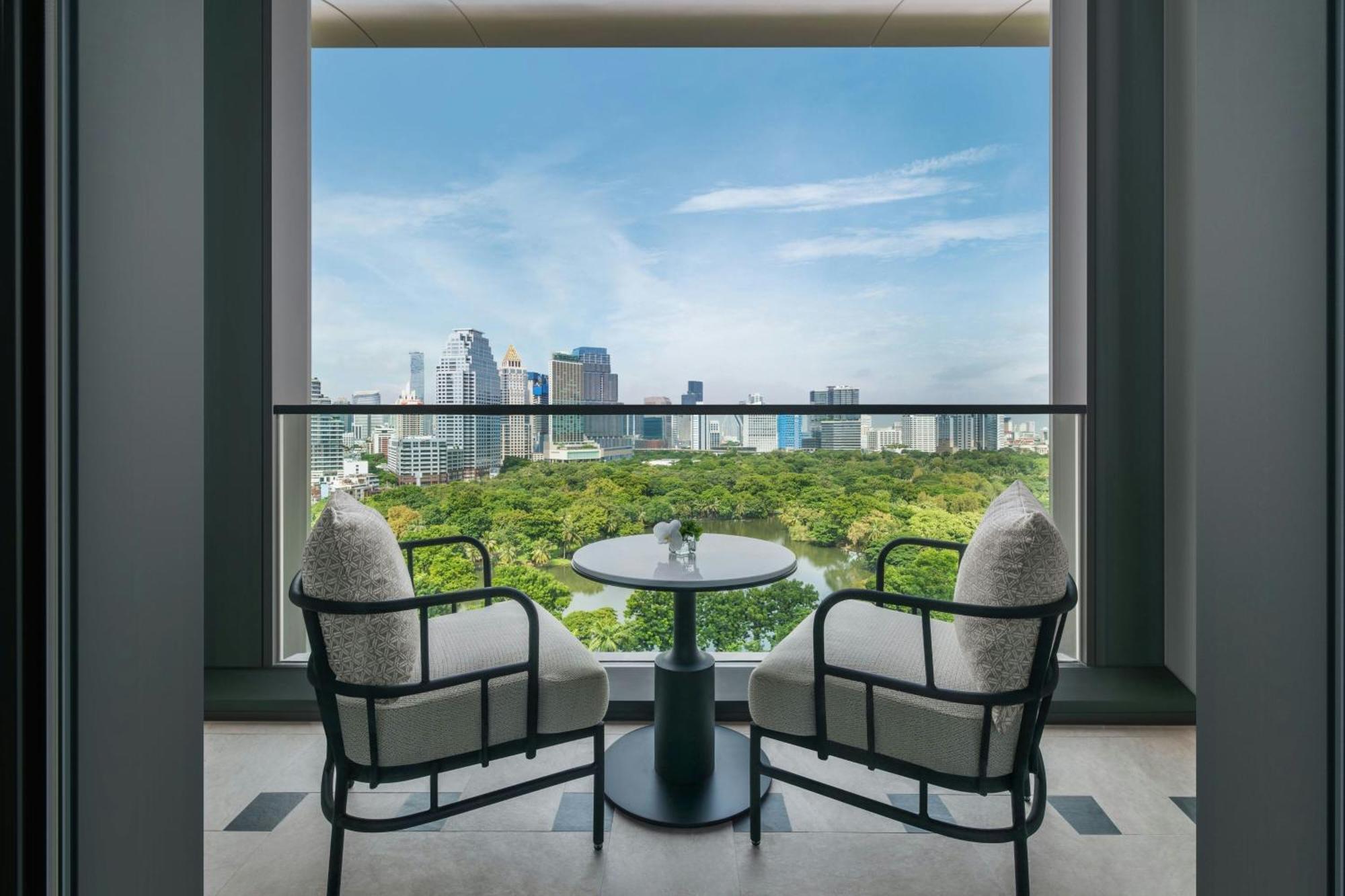The Ritz-carlton, Hotell 5*