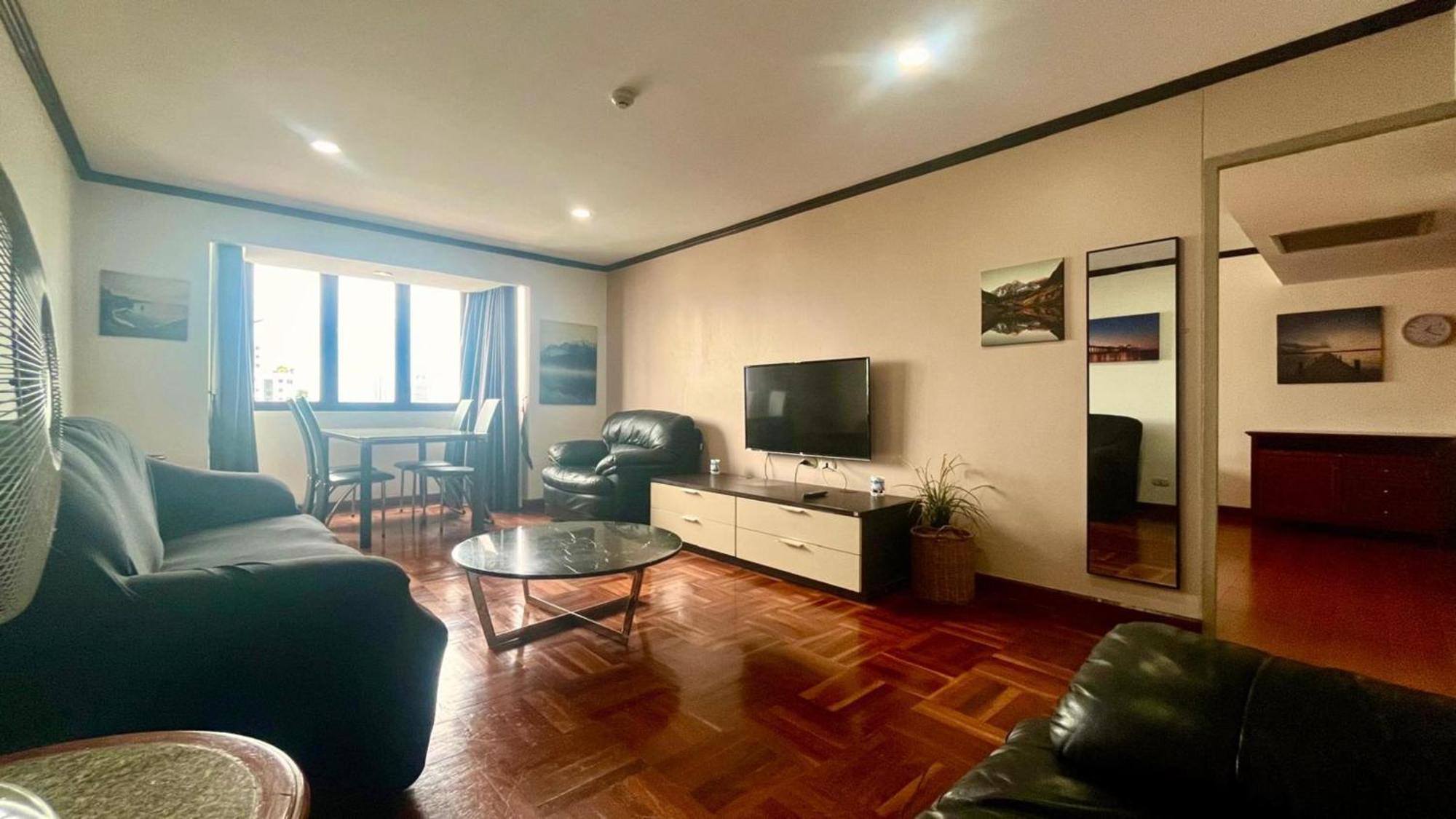 Omni Tower Cozy By Direct Appartement Bangkok