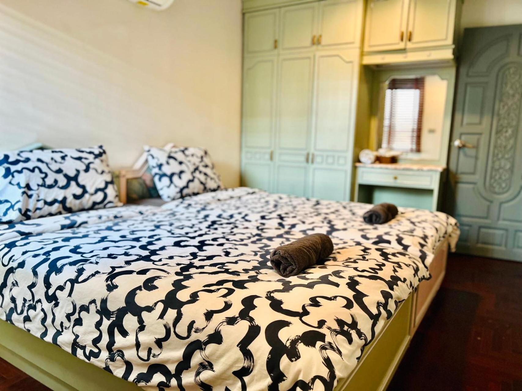 7 Beds Emquartier Btsthonglor Phrom Phong Vila *