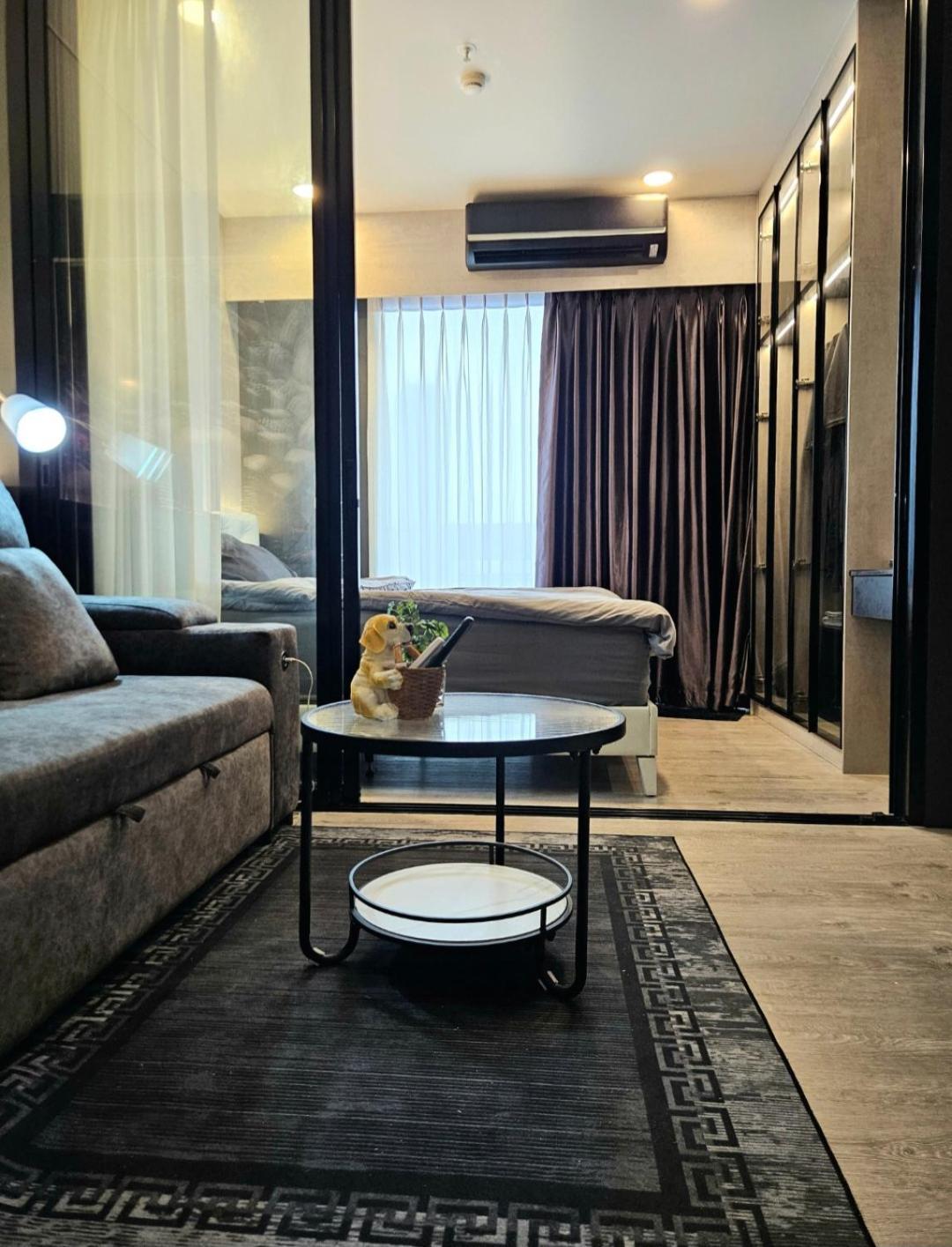 Free Airport Pick Up ! 12th Floor Cozy Room, 5 Mins Walk To Iconsiam & Bts