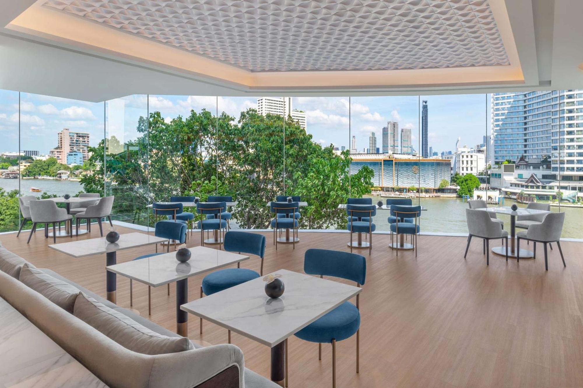 Millennium Hilton 5*