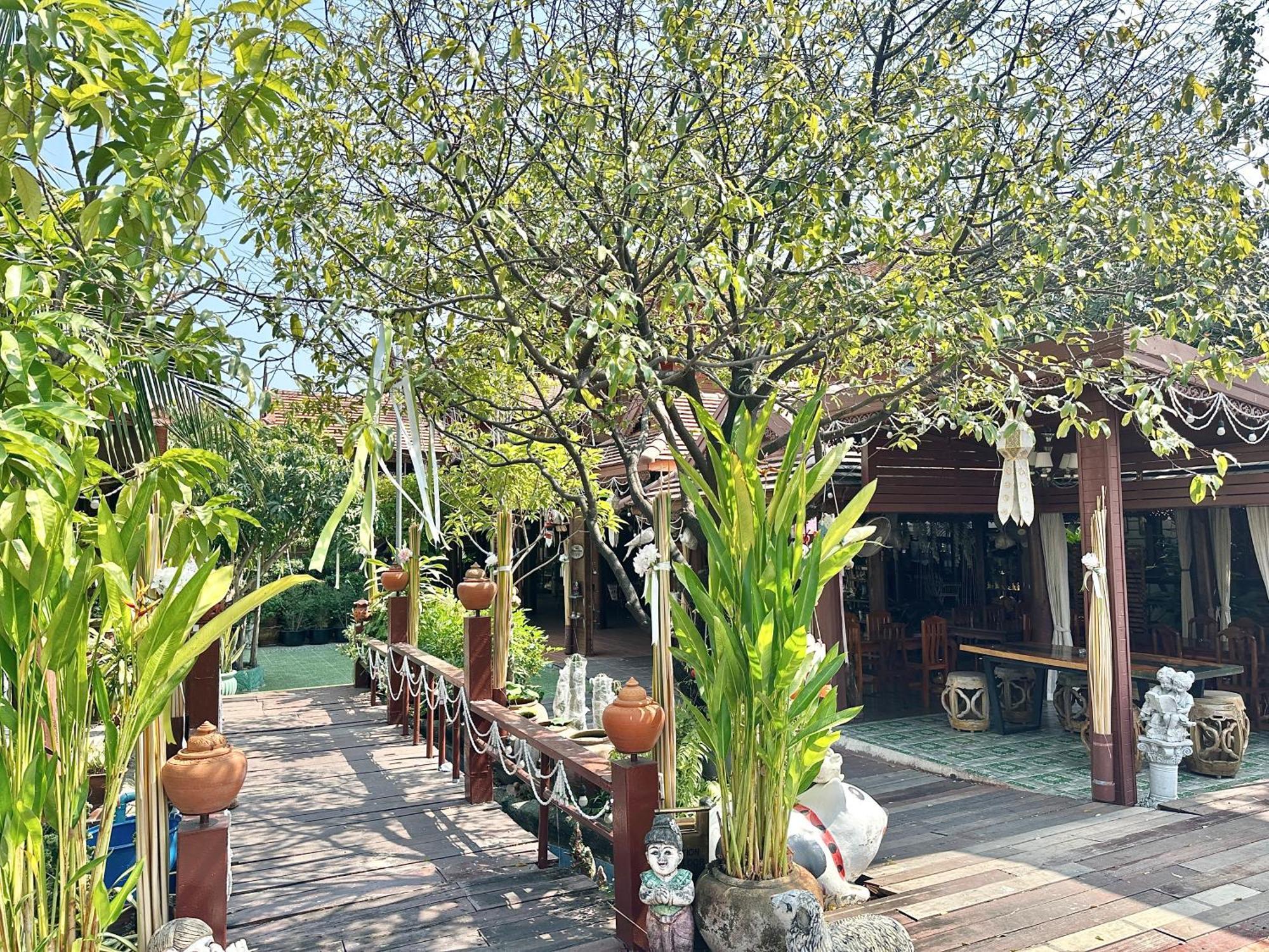 Montri Donmuang Khu nghỉ mát 2*