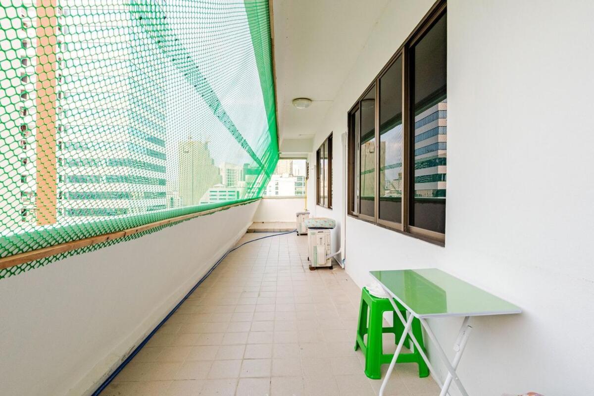 Surawong Apartment *