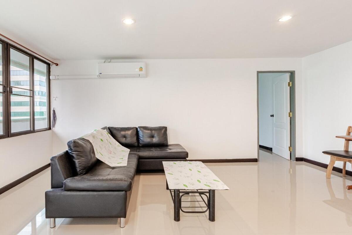 Surawong Apartment