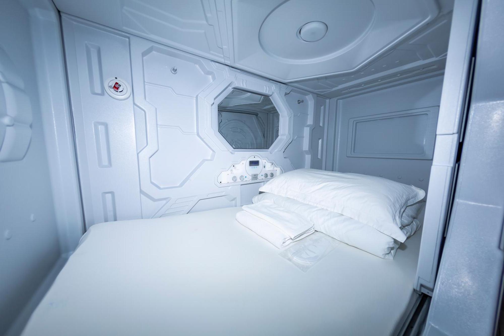 Capsulehotel Kiwi Capsule *