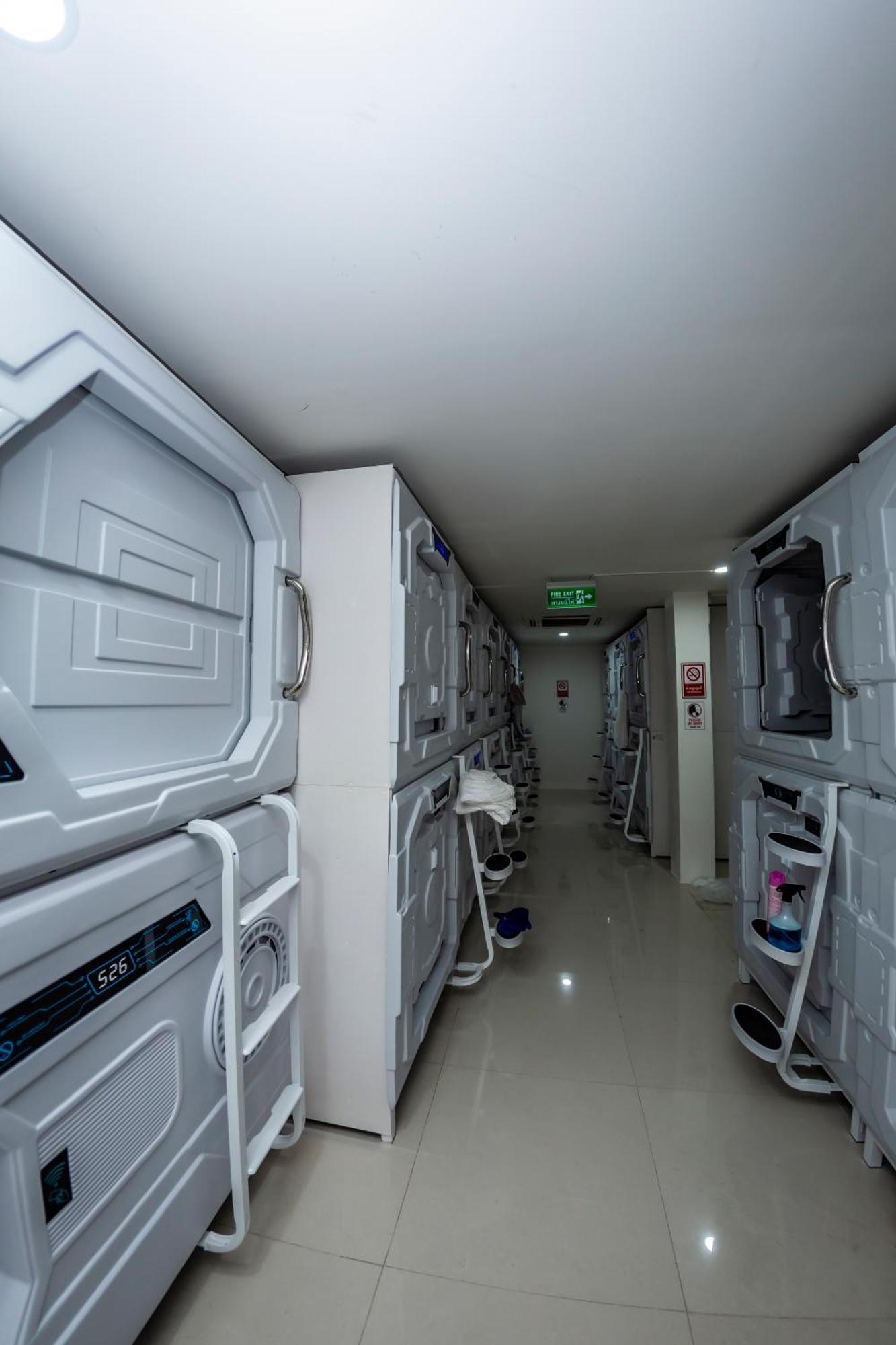 Kiwi Capsule Kapselhotel *