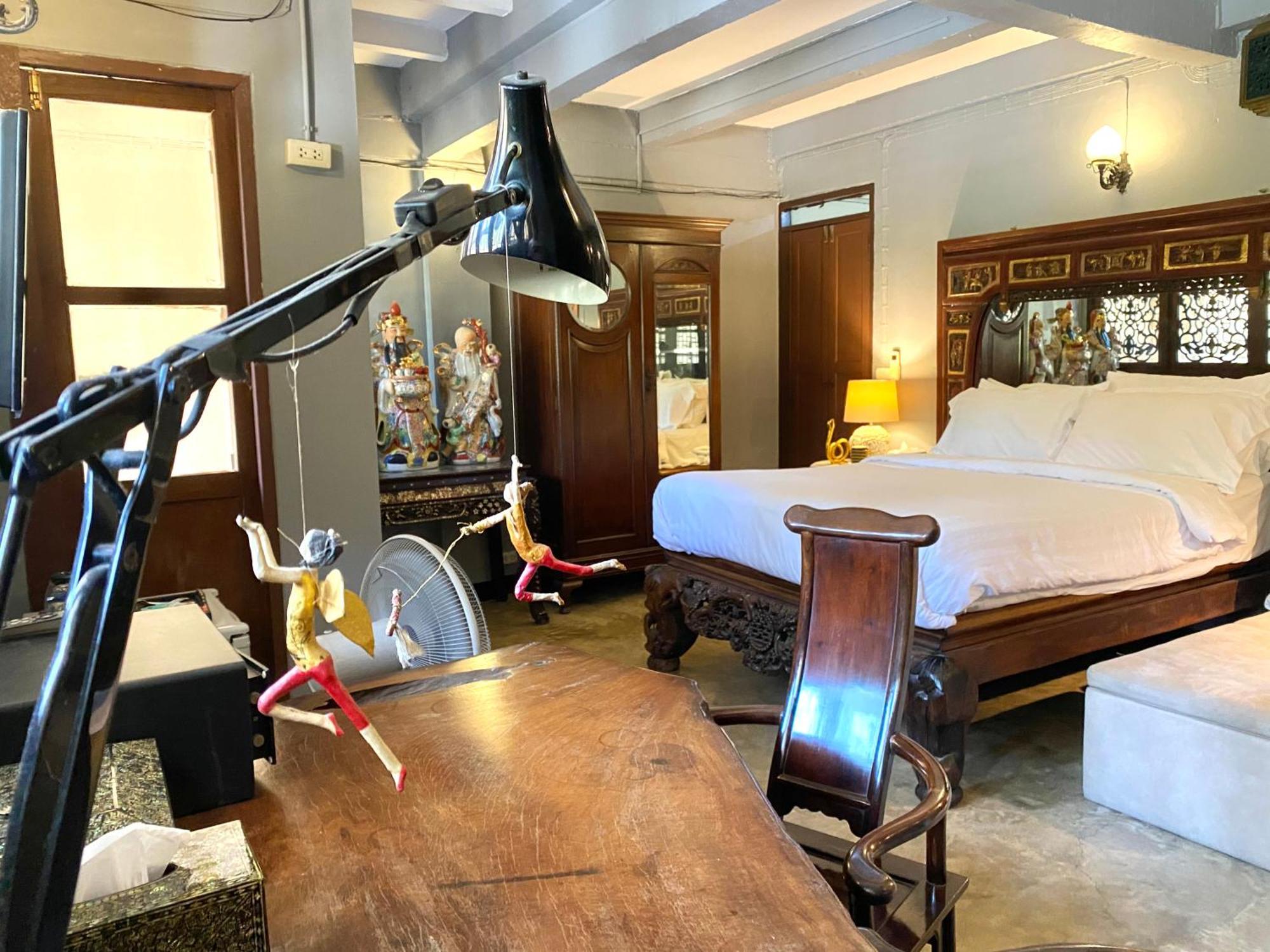 Bed & Breakfast Cafe Ice Resident Bangkok