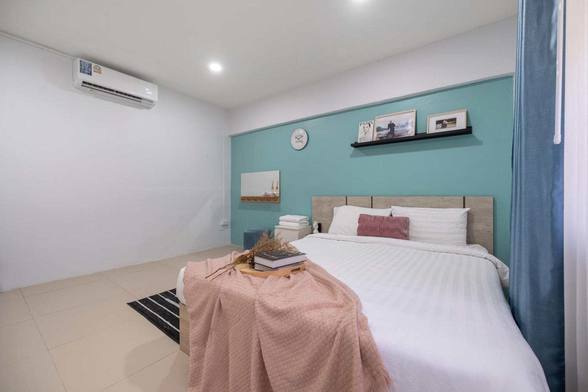 Feriehus Rb01 Chatuchak, Netflix, Speednet, Bts,mrt, 10pax *