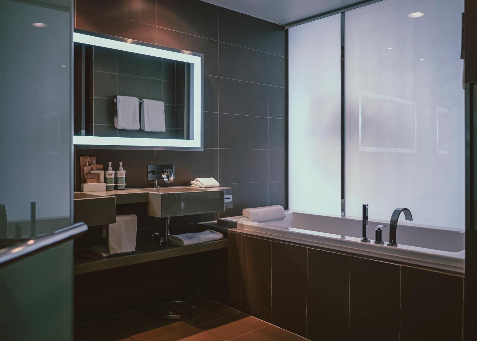 Hotell Four Points By Sheraton Ploenchit Sukhumvit