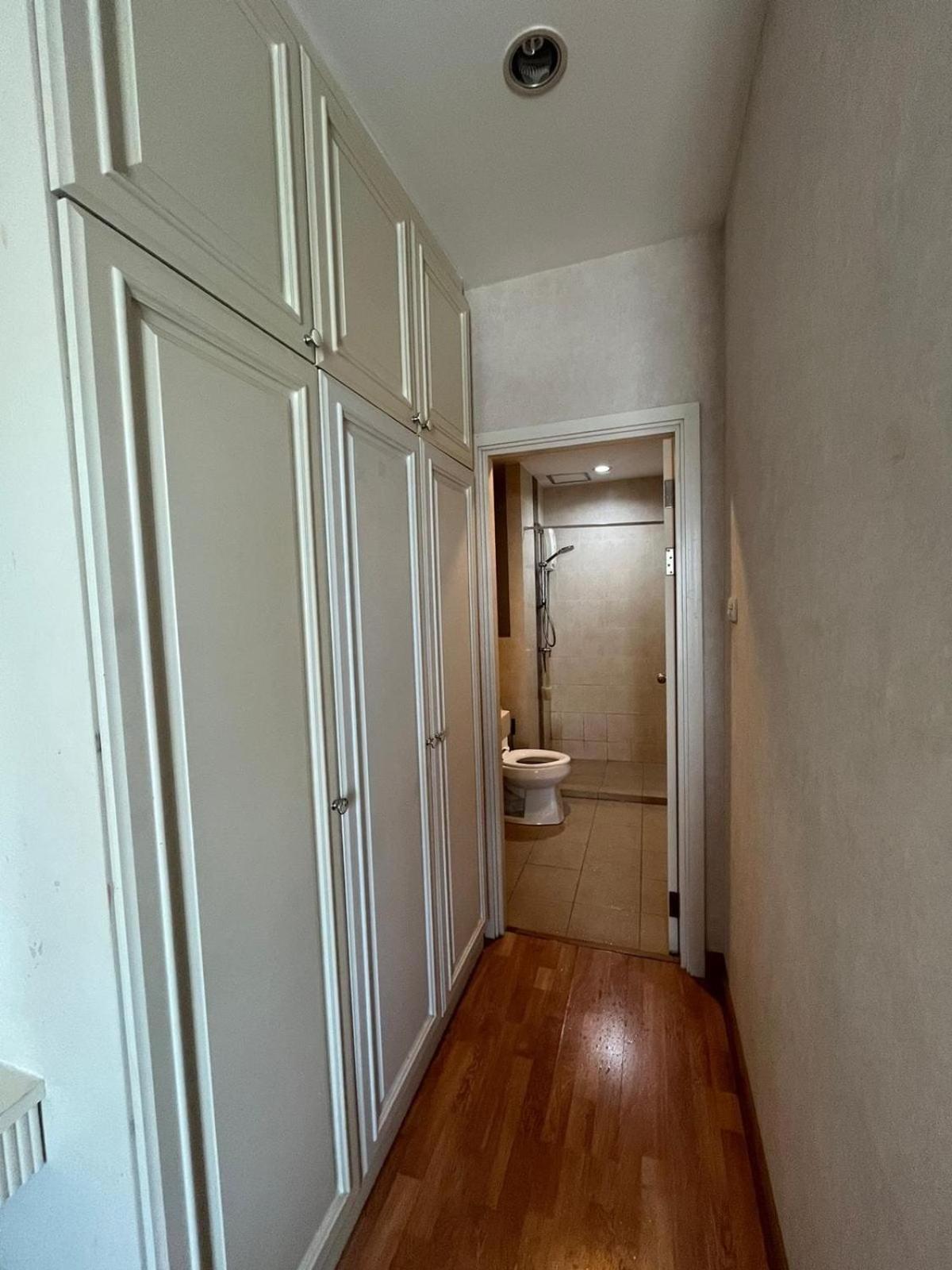 Apartment Peaceful One Bedroom By The River *