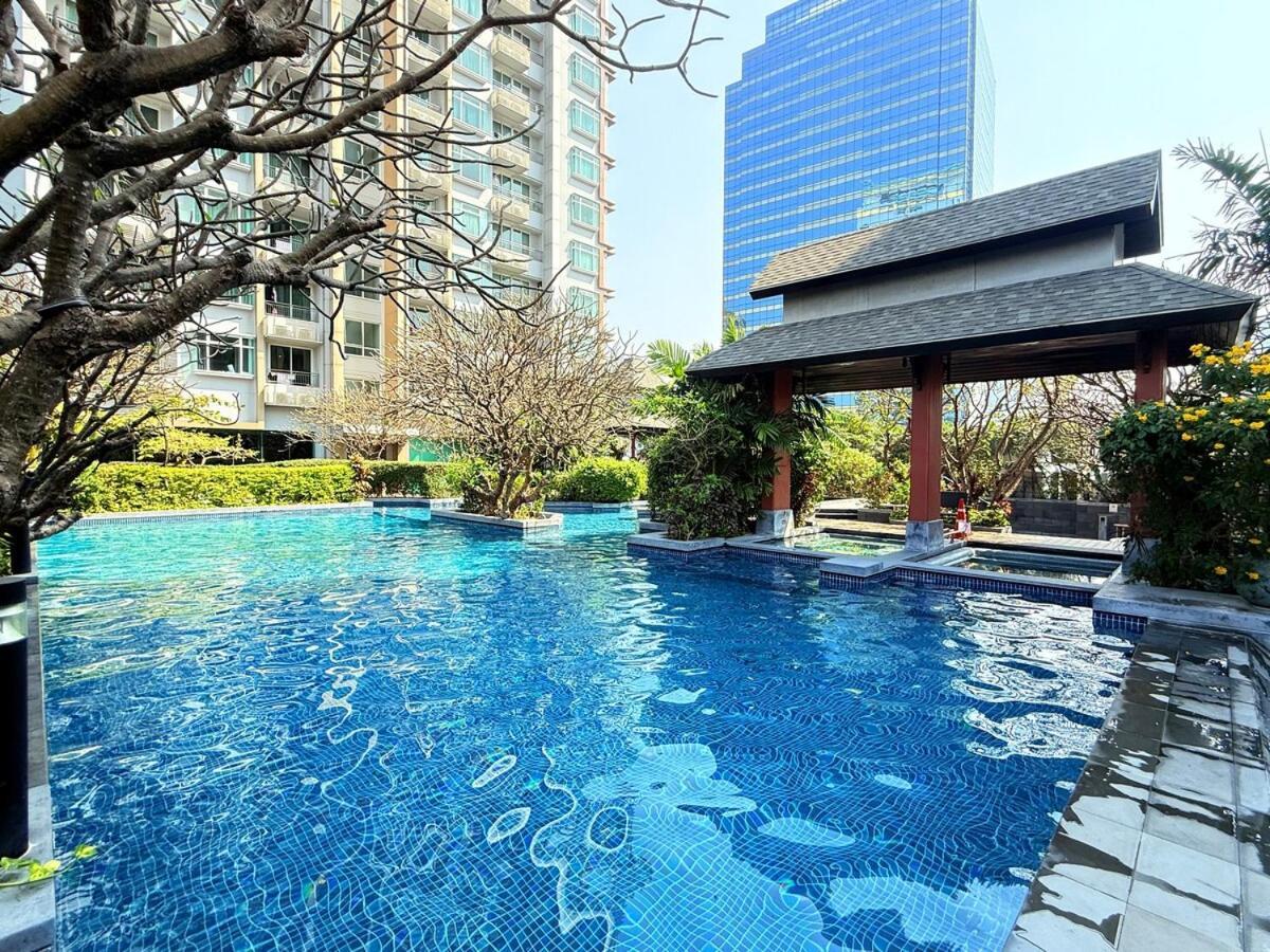 Apartment 1 Bedroom High Floor Luxury With Pool,gym And Sauna