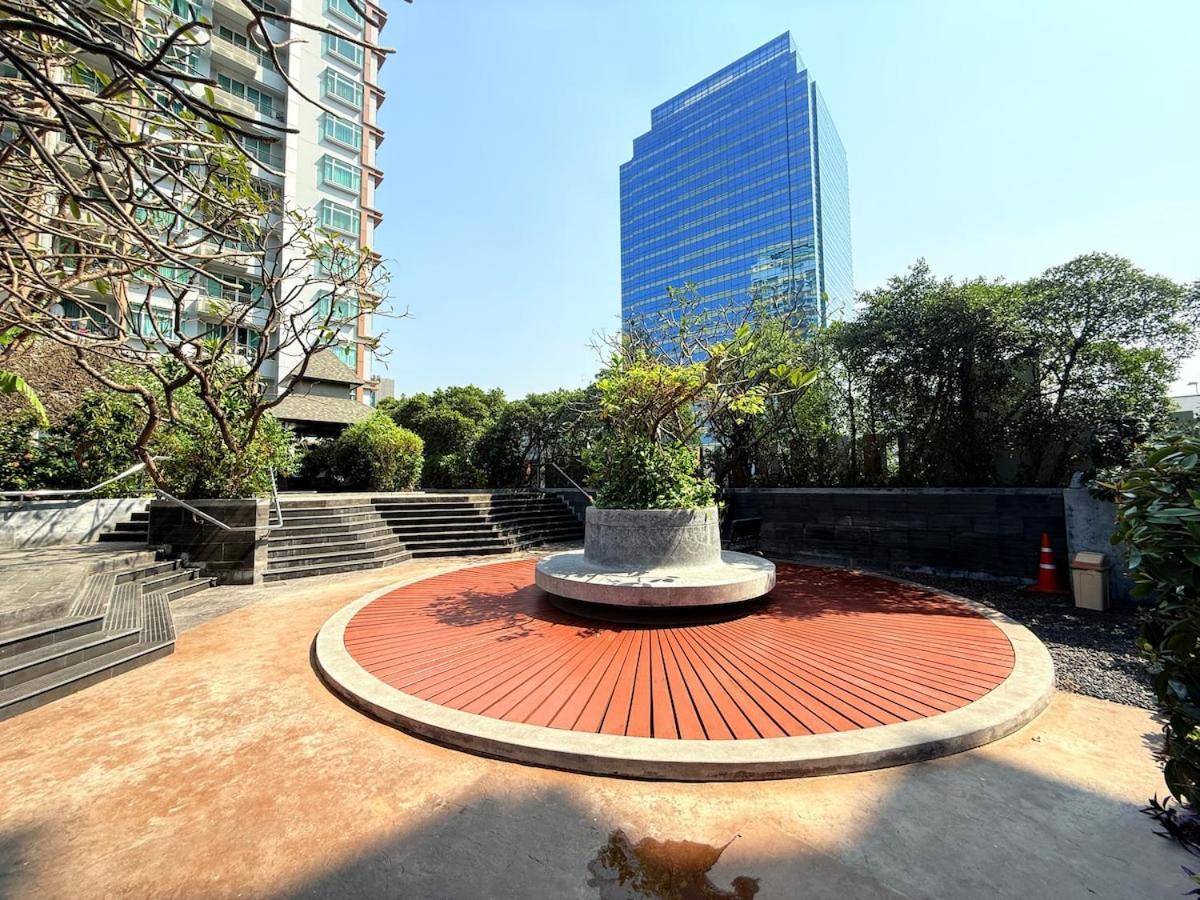 1 Bedroom High Floor Luxury With Pool,gym And Sauna *