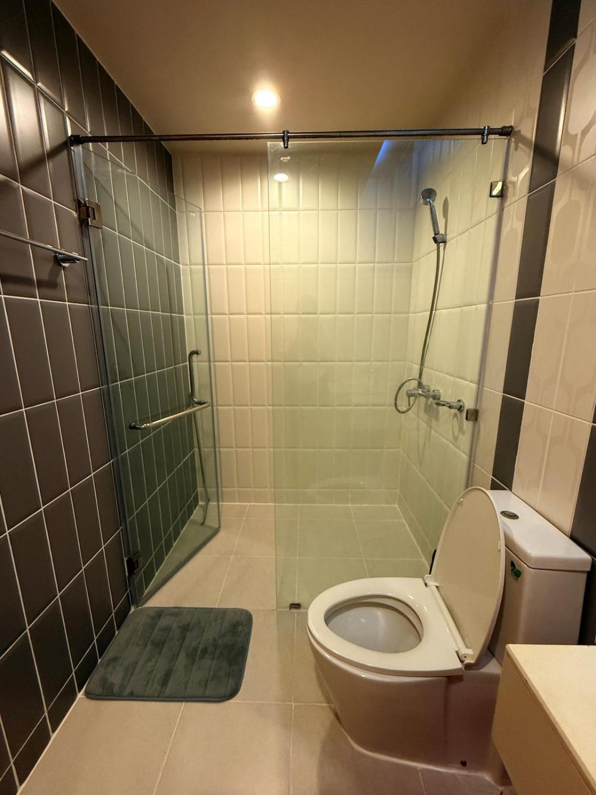 1 Bedroom High Floor Luxury With Pool,gym And Sauna * Bangkok