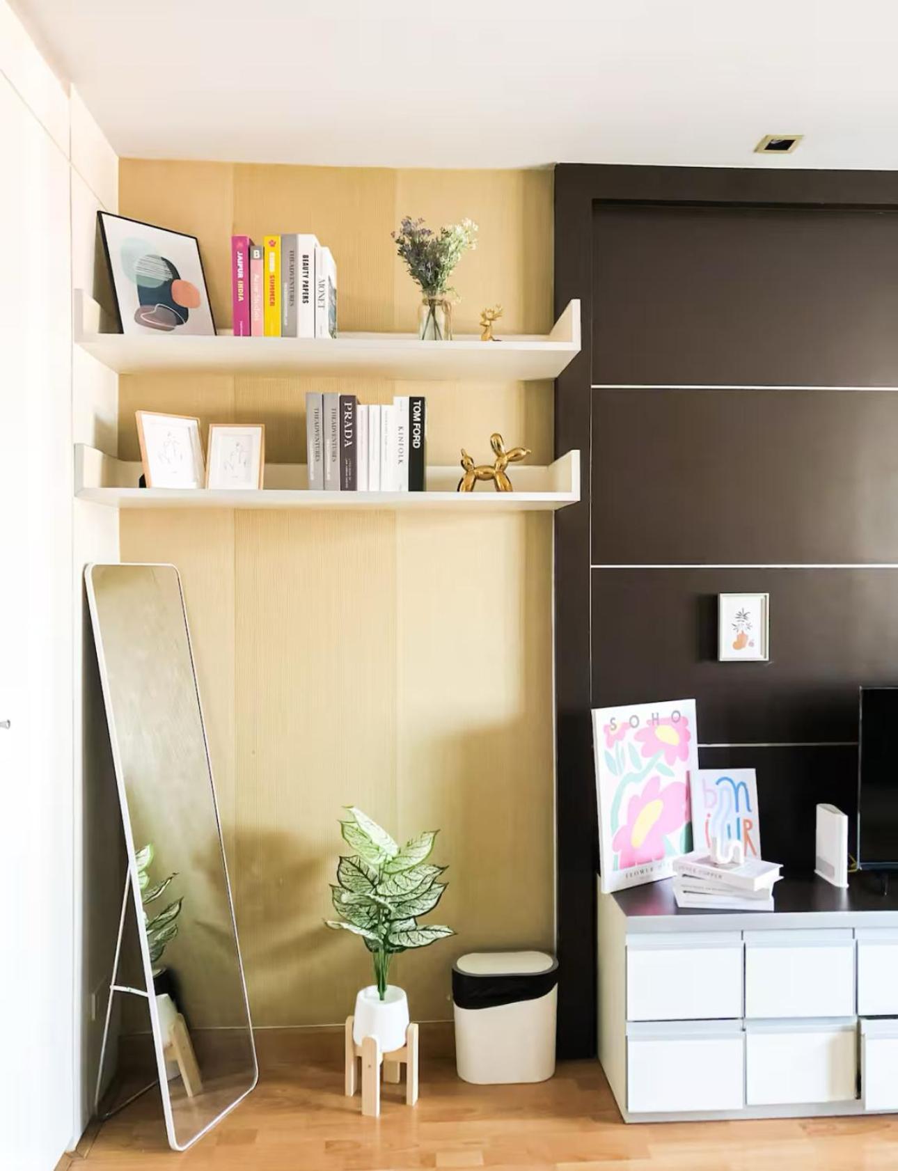 Spacious And Renovated 1-bedroom 100m To Nana Bts - 55 Sqm Apartment