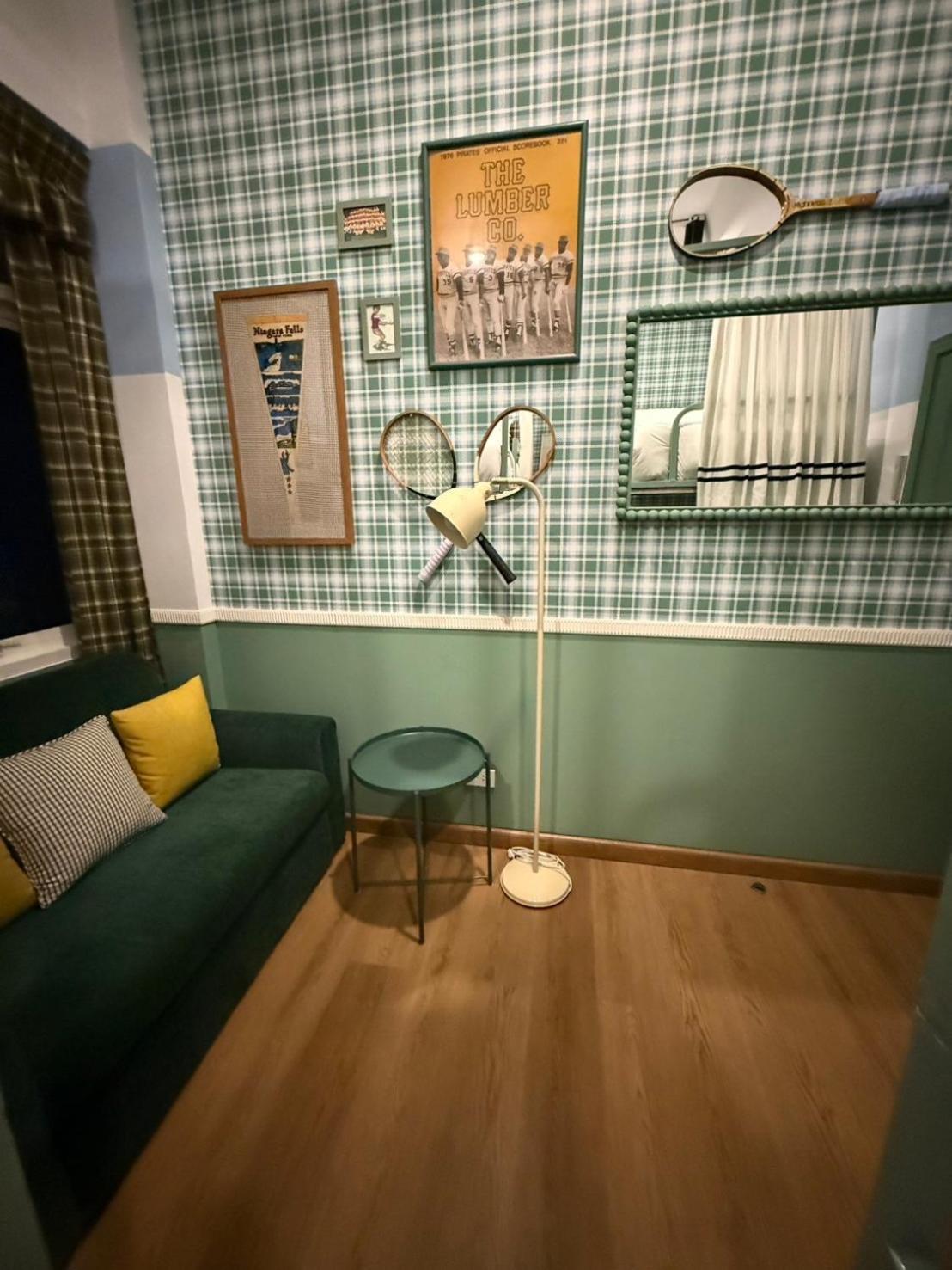 Hotel Kitsch *