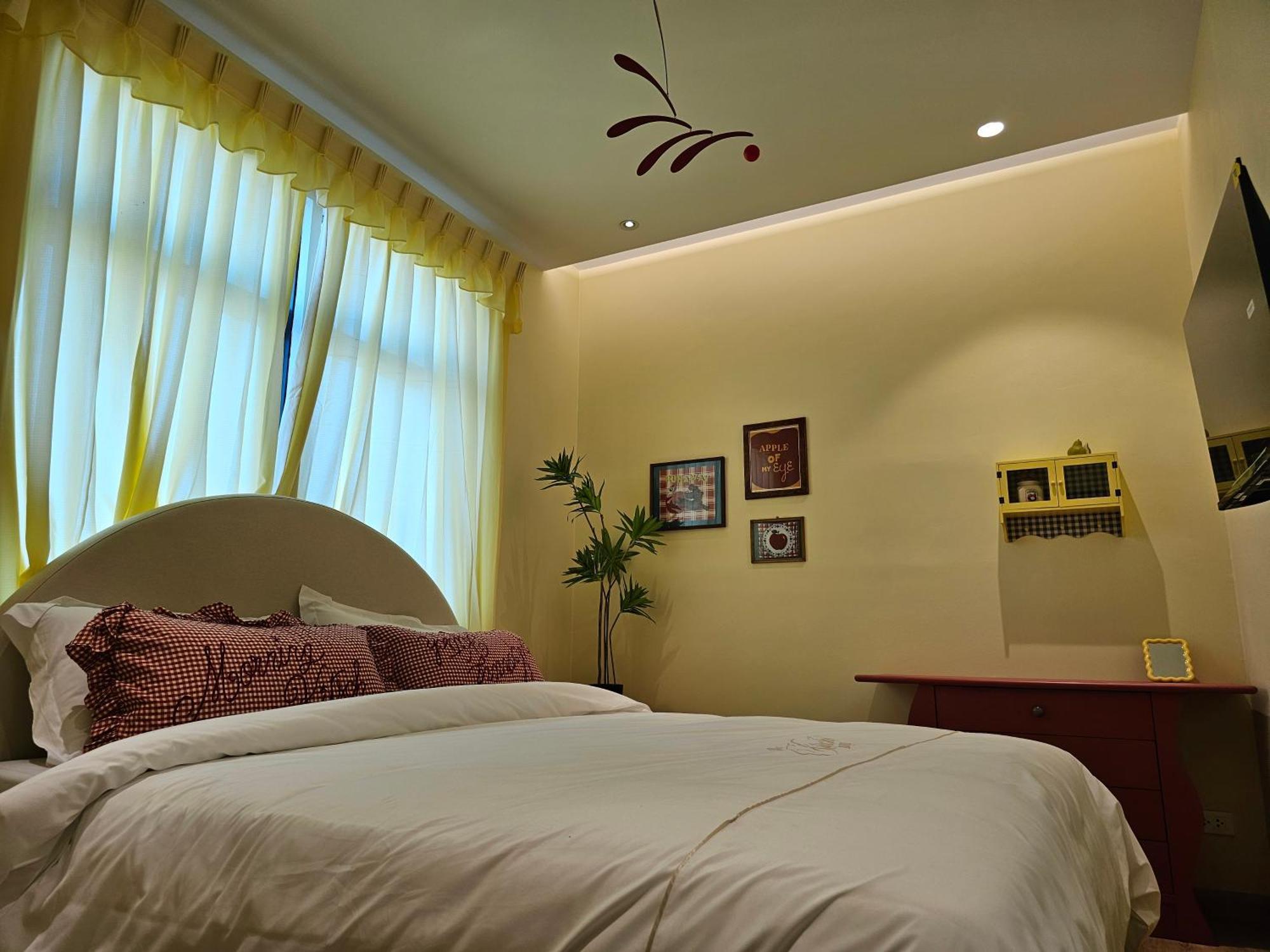 Hotel Kitsch *