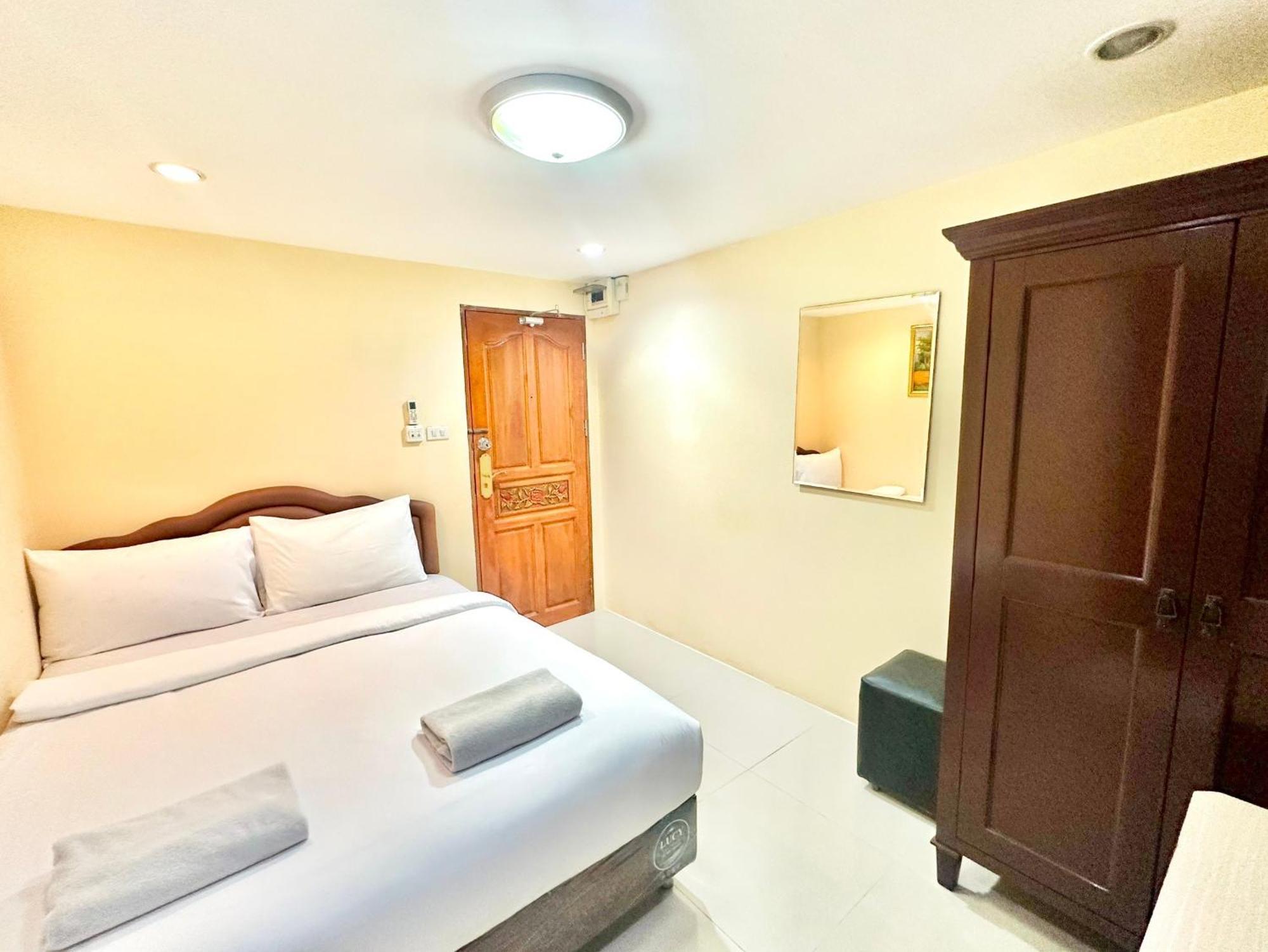 Penginapan P Ratunam