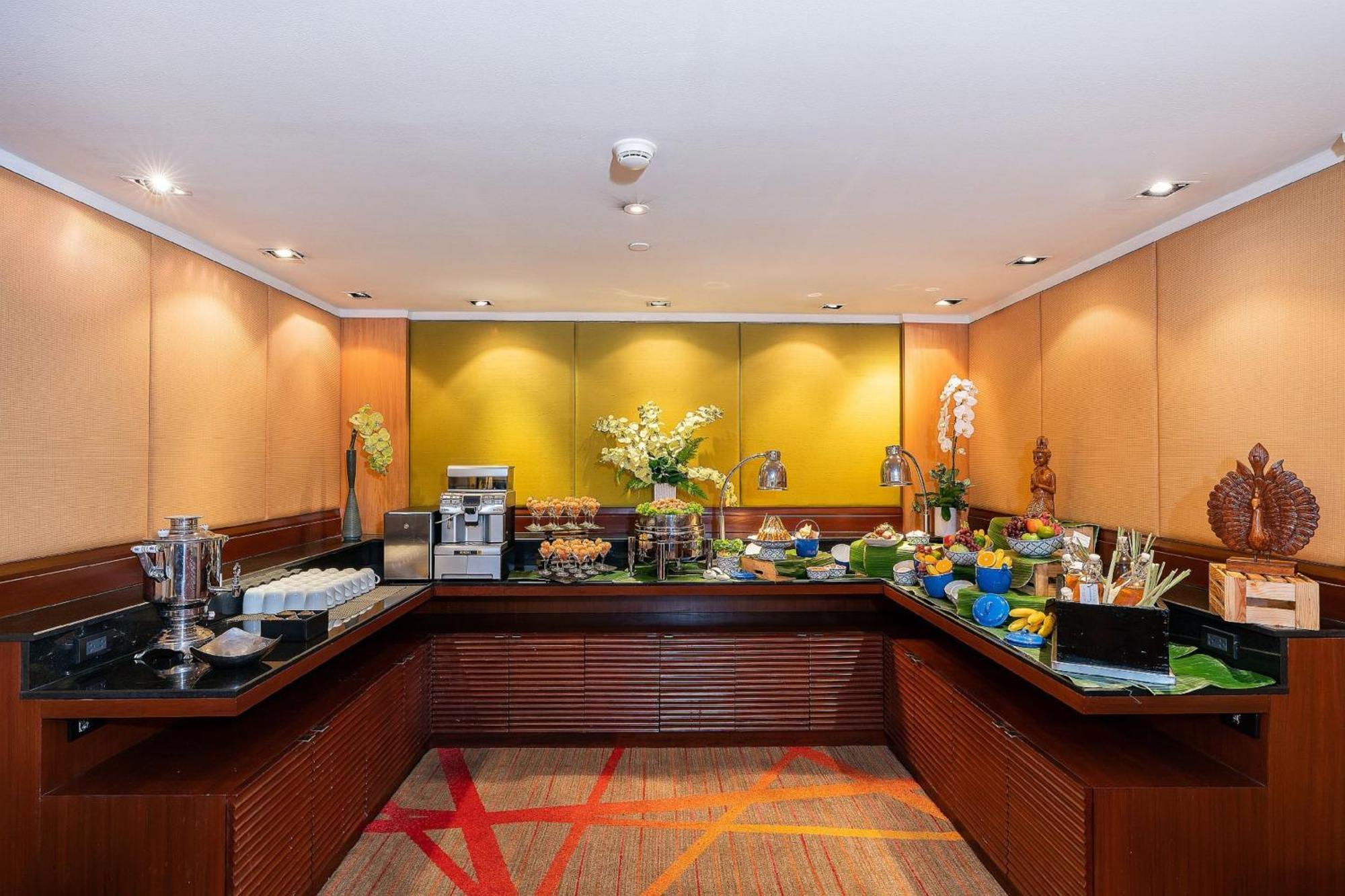 Silom, An Ihg Hotel 4*