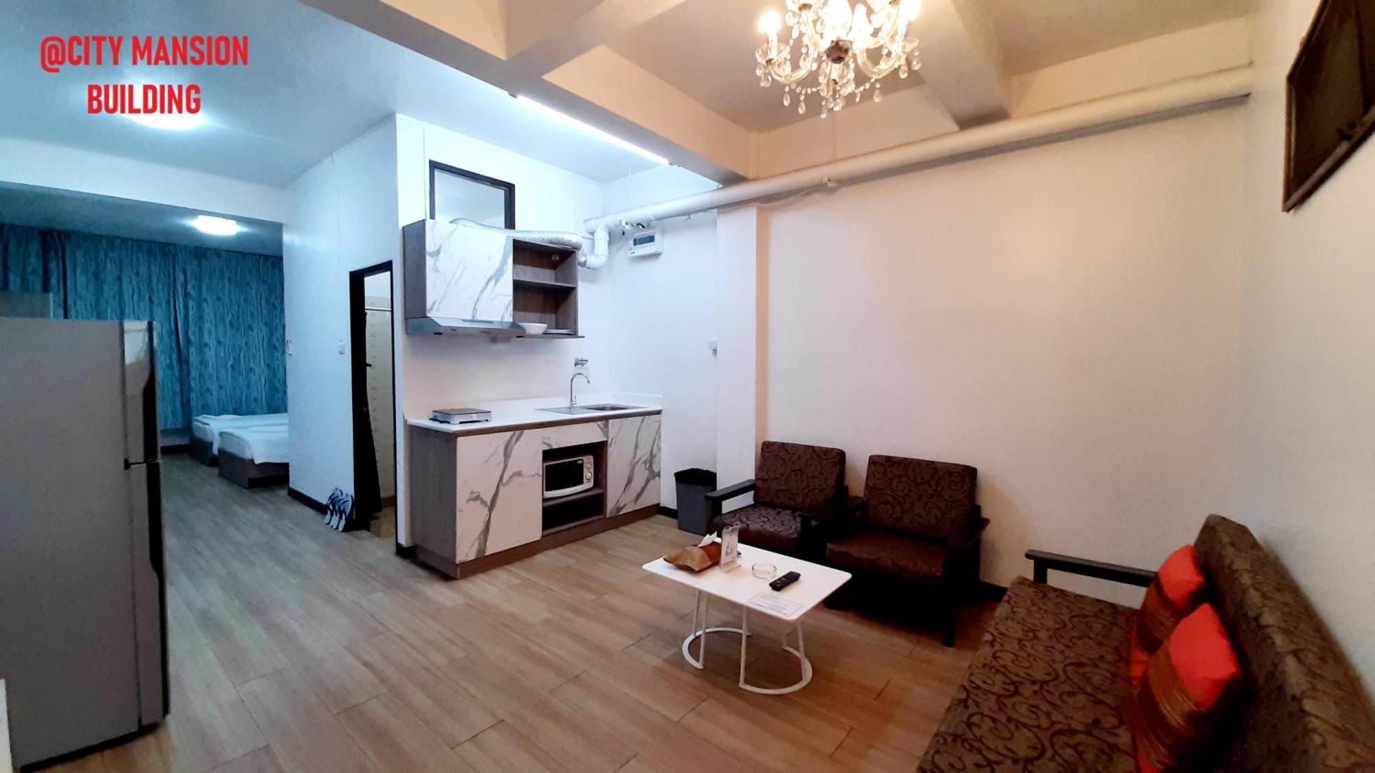 Plaza Nana Khách sạn 3*