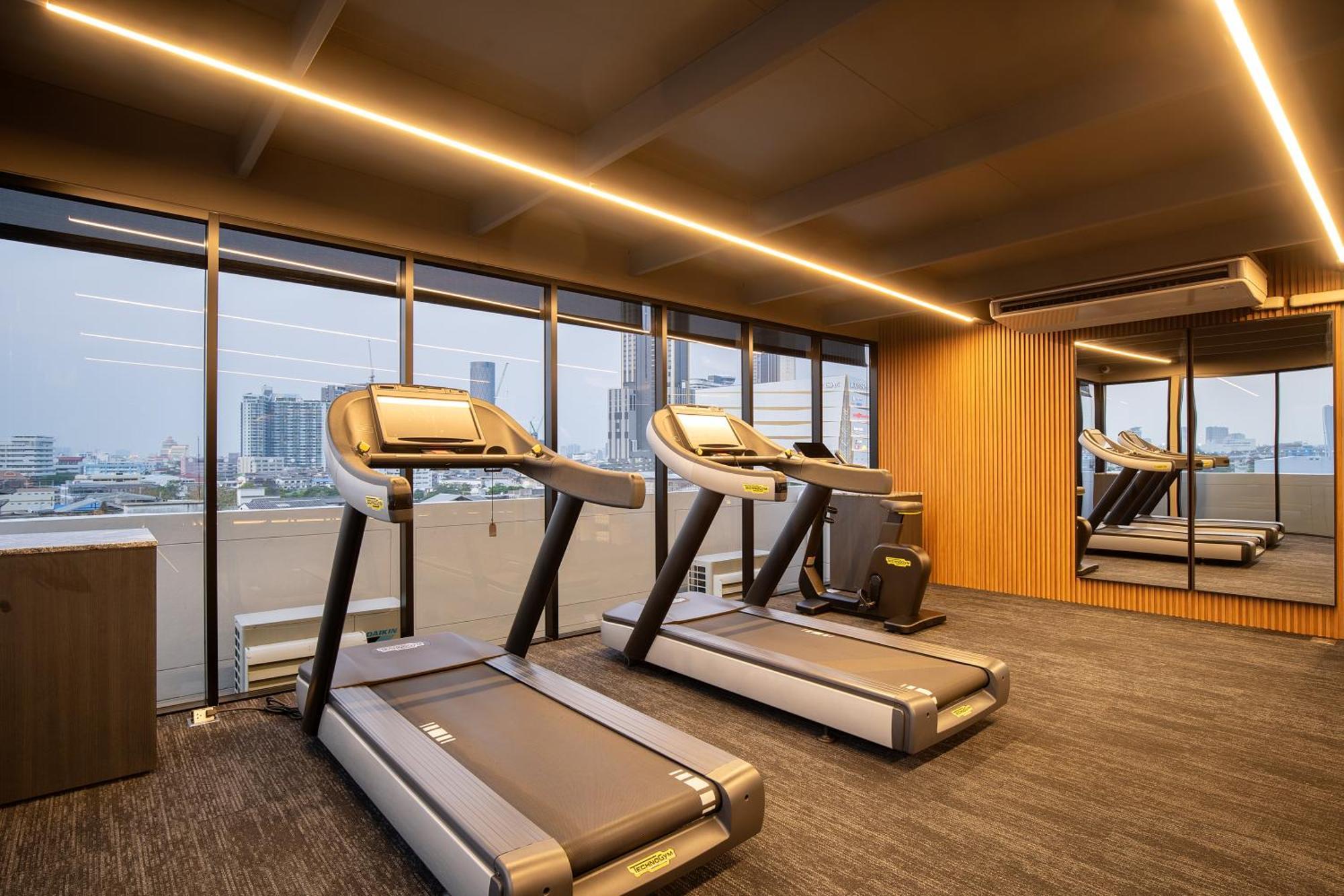 Hotell Saan Sathorn 4*