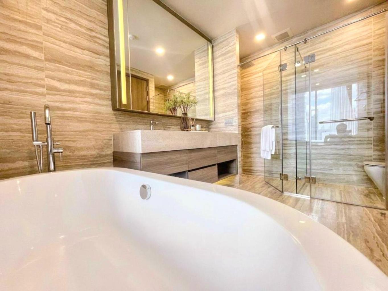 Luxury Sukhumvit Asoke Nana 65 Sqm Sleeps 4 Leilighet