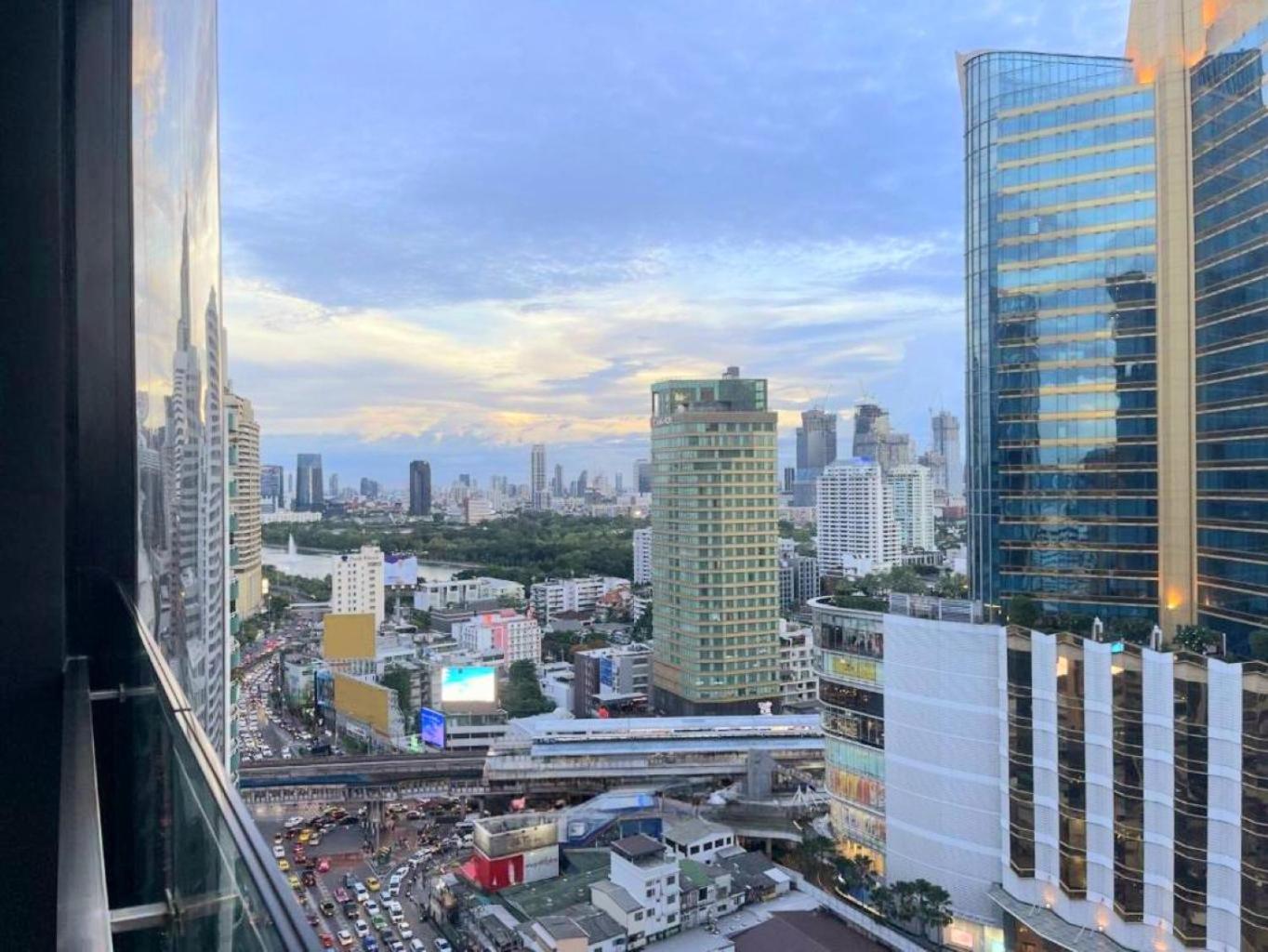 Luxury Sukhumvit Asoke Nana 65 Sqm Sleeps 4 Leilighet Bangkok